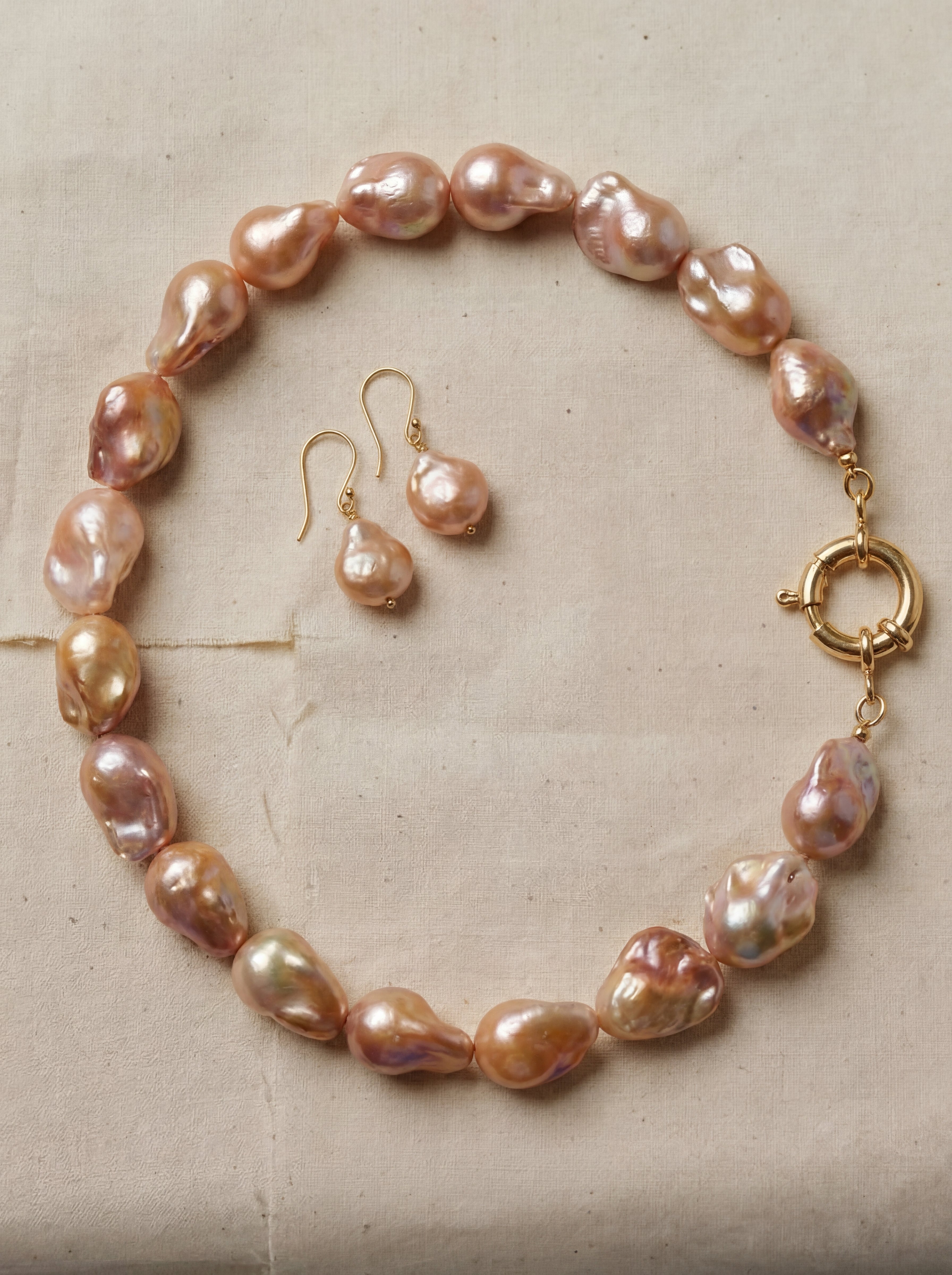 FREYA BAROQUE PEARL NECKLACE
