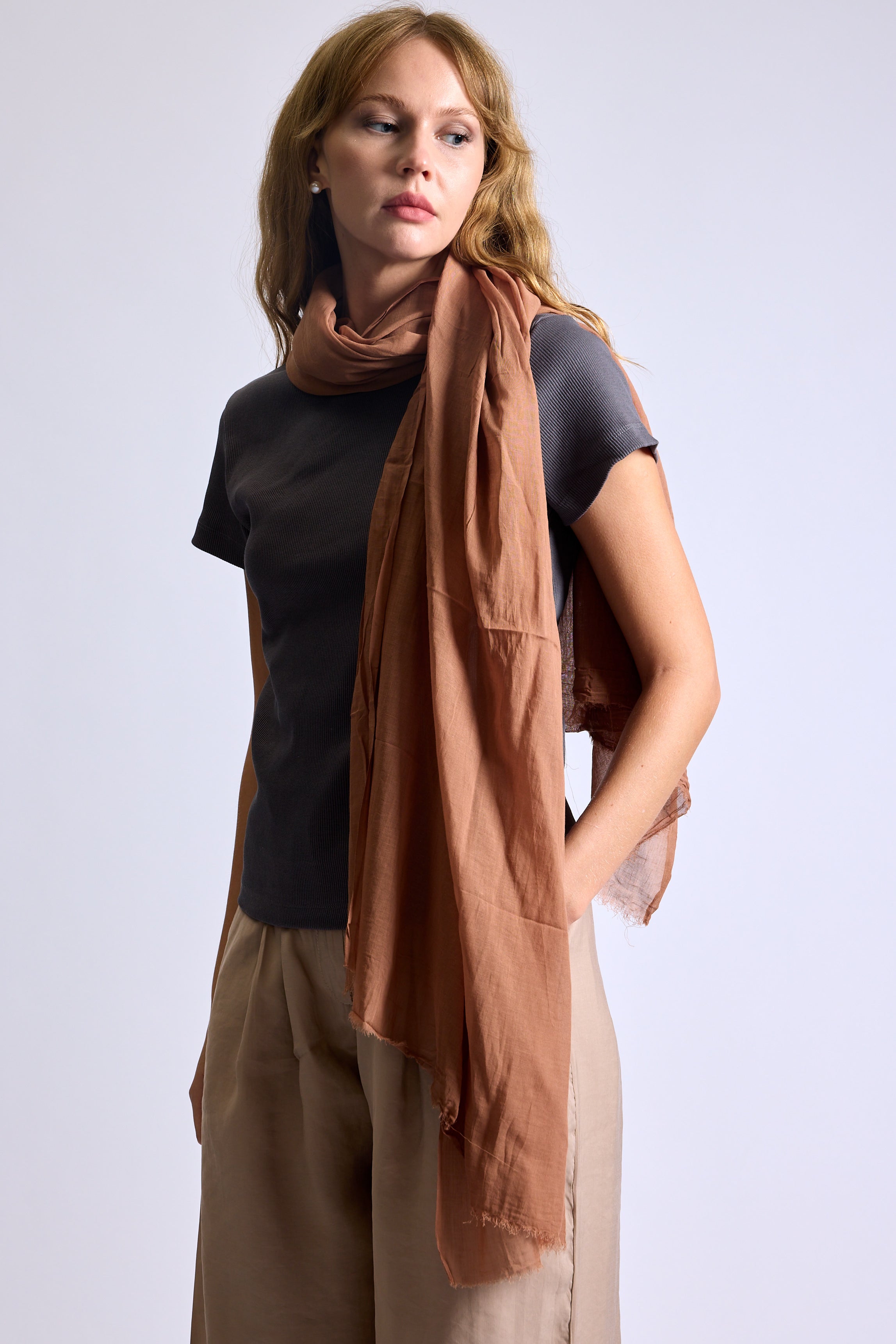 CARAMELA ORGANIC COTTON HANDMADE SHAWL