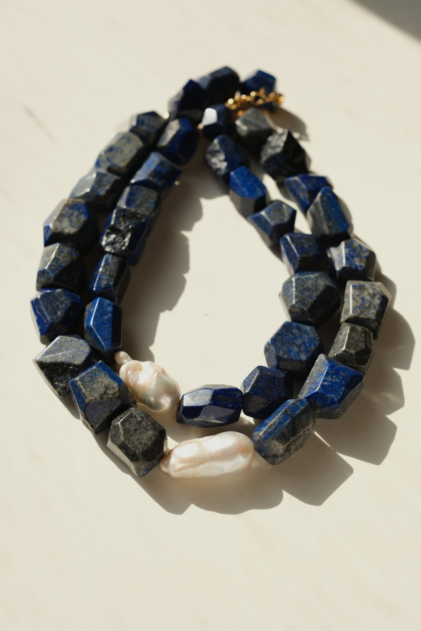 GRISE LAPIS LAZULLI KOLYE