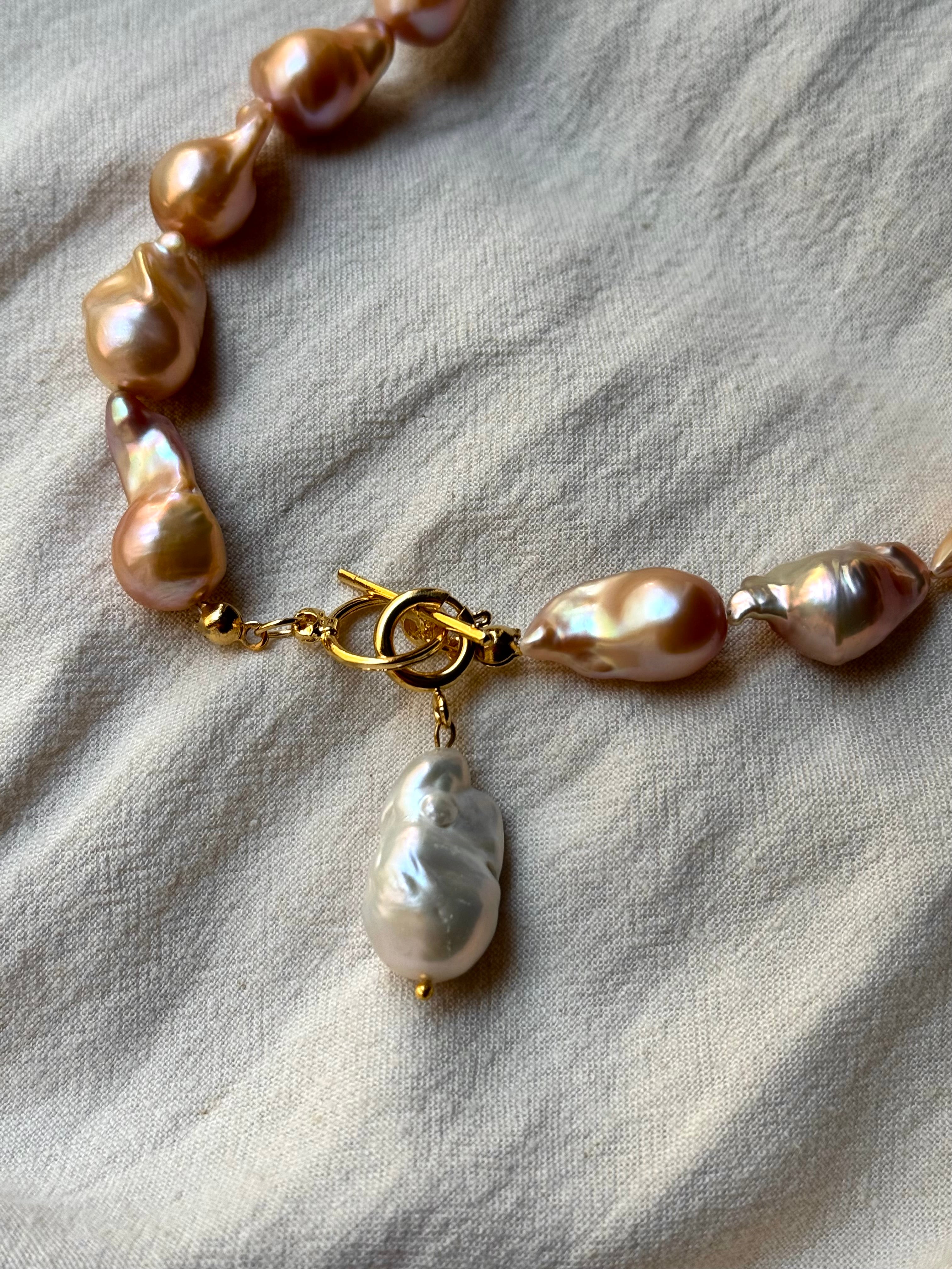 BAROQUE CHARM - KOLYE UCU