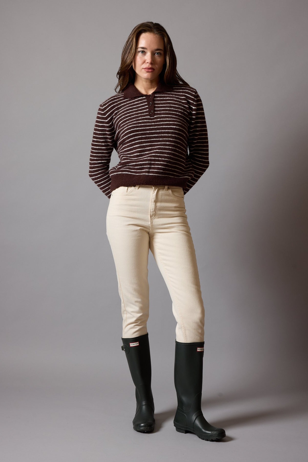 CREW NECK SOFT TEXTURED KNITWEAR CLARET RED