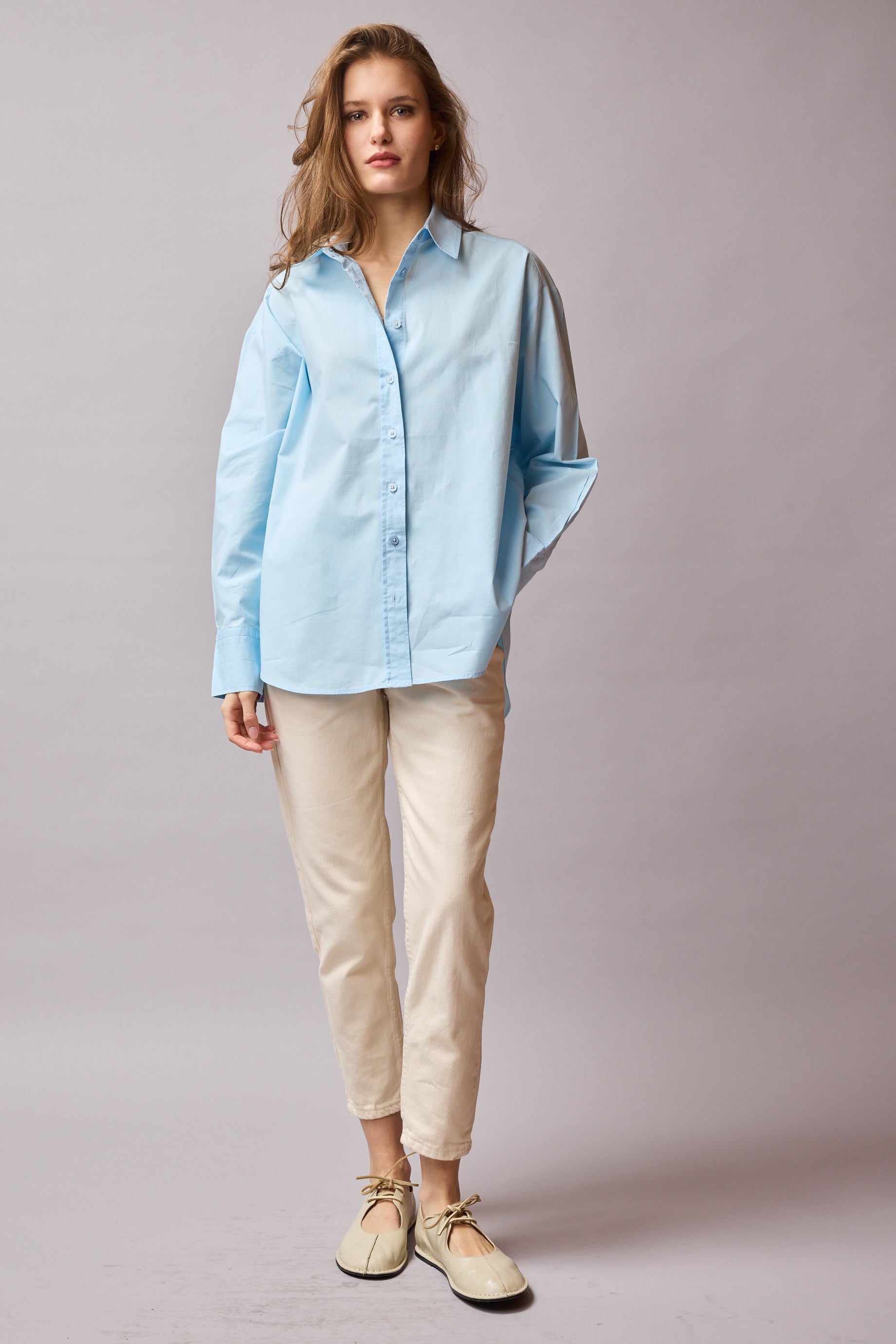 CLASSIC COLLAR OVERSIZE POPLIN SHIRT LIGHT BLUE