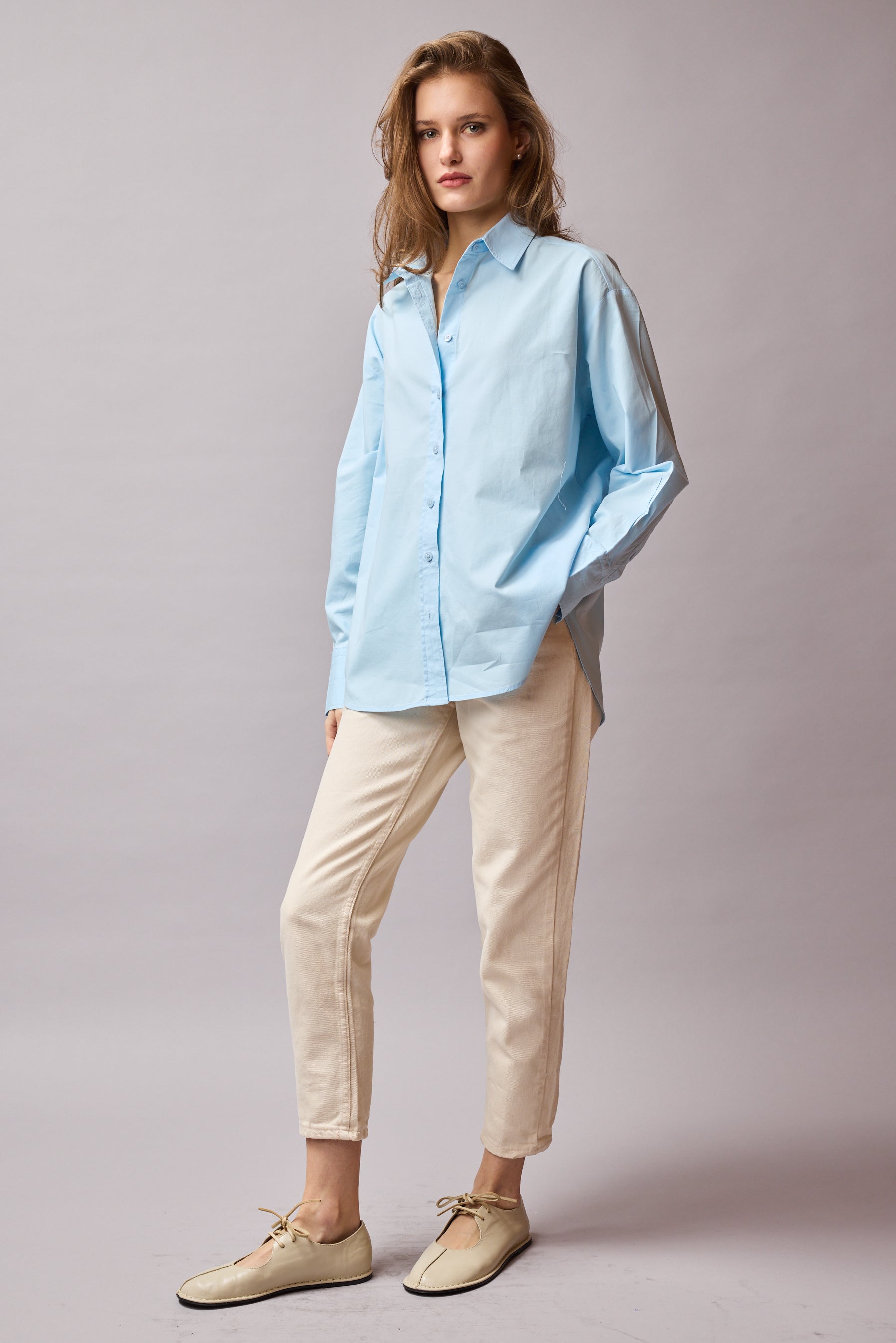 CLASSIC COLLAR OVERSIZE POPLIN SHIRT LIGHT BLUE