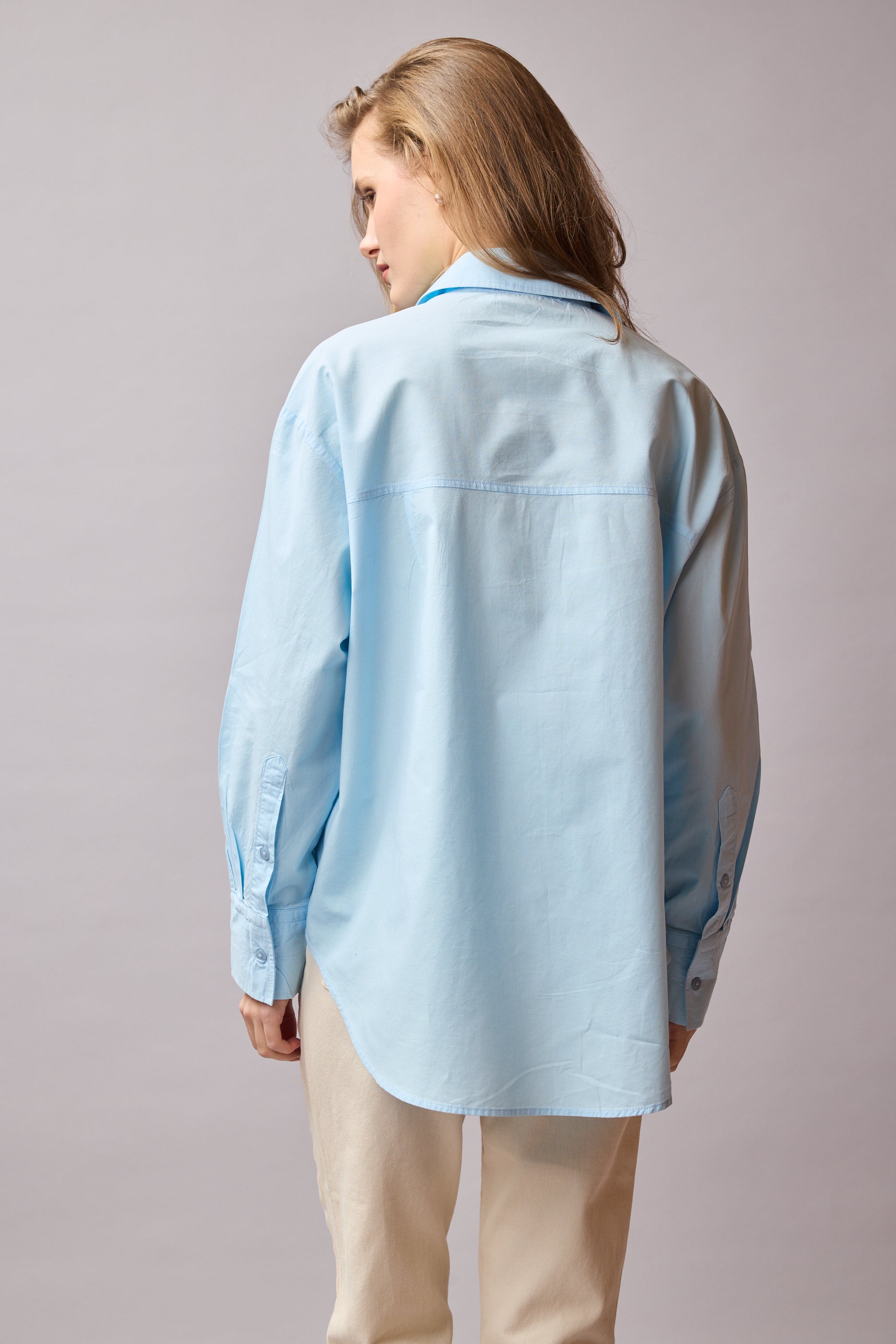 CLASSIC COLLAR OVERSIZE POPLIN SHIRT LIGHT BLUE