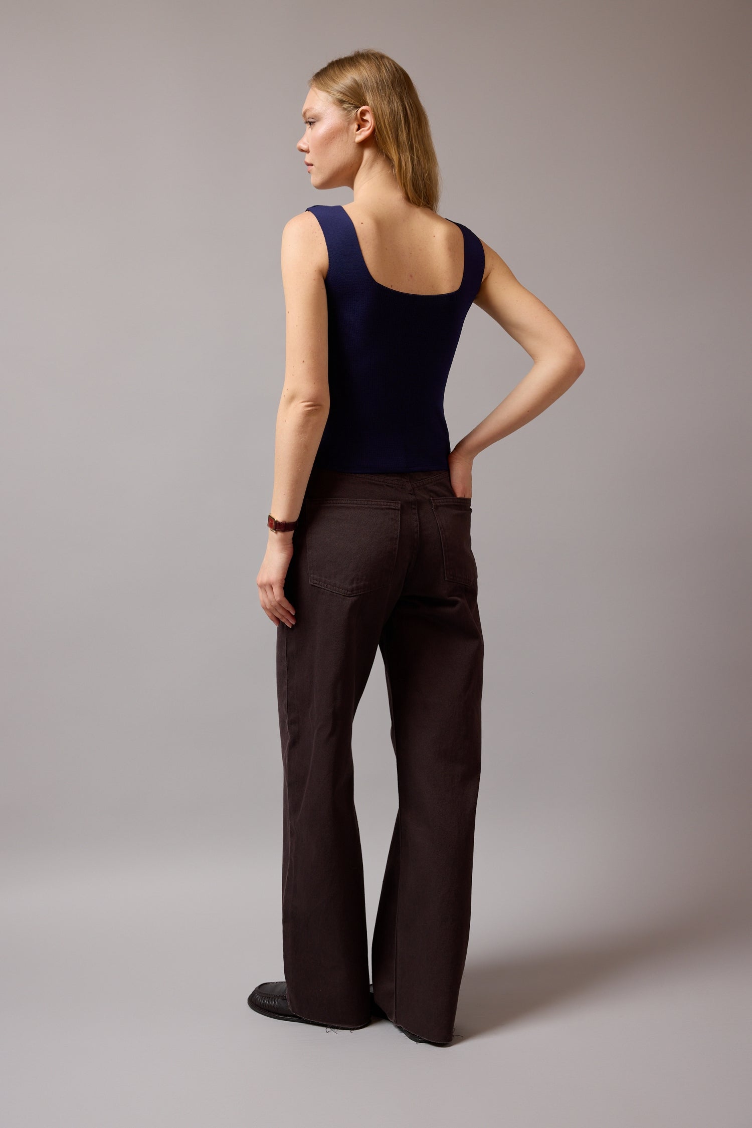 STRAIGHT FIT HIGH WAIST PIECE LEG JEAN BROWN