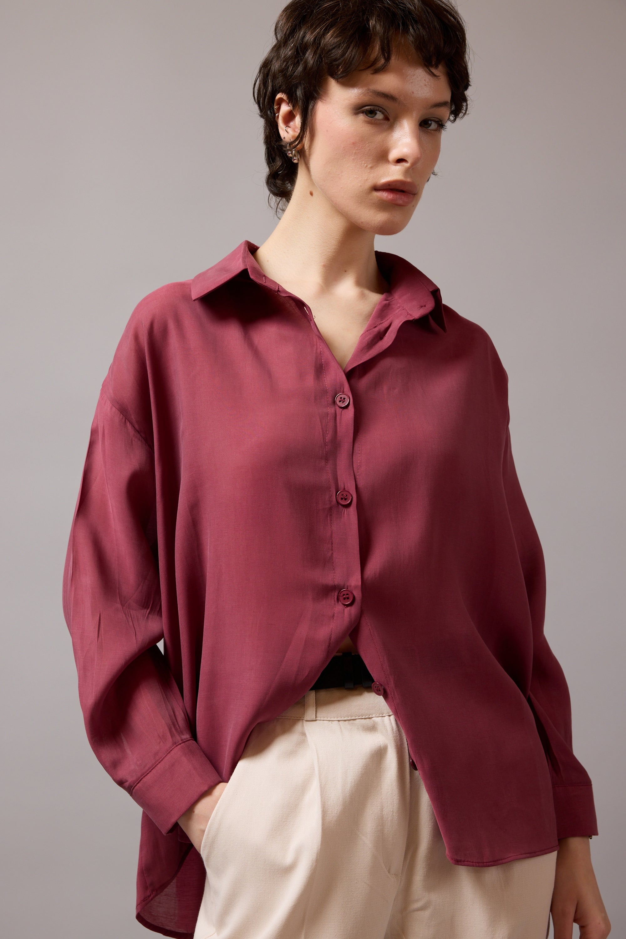 DOKUMLU TENSEL GOMLEK CHERRY