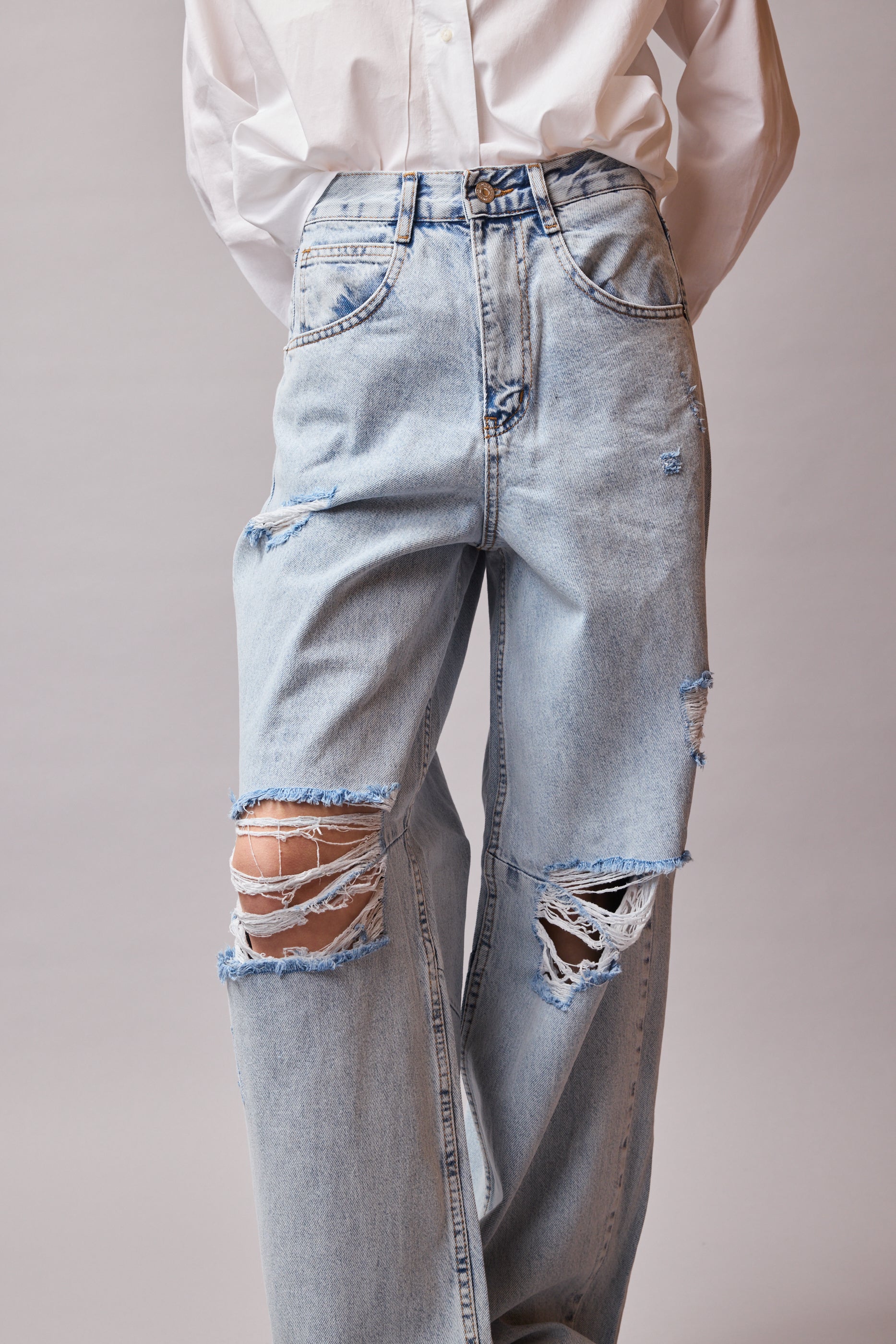 STRAIGHT FIT HIGH WAIST WIDE LEG RIPPED JEANS