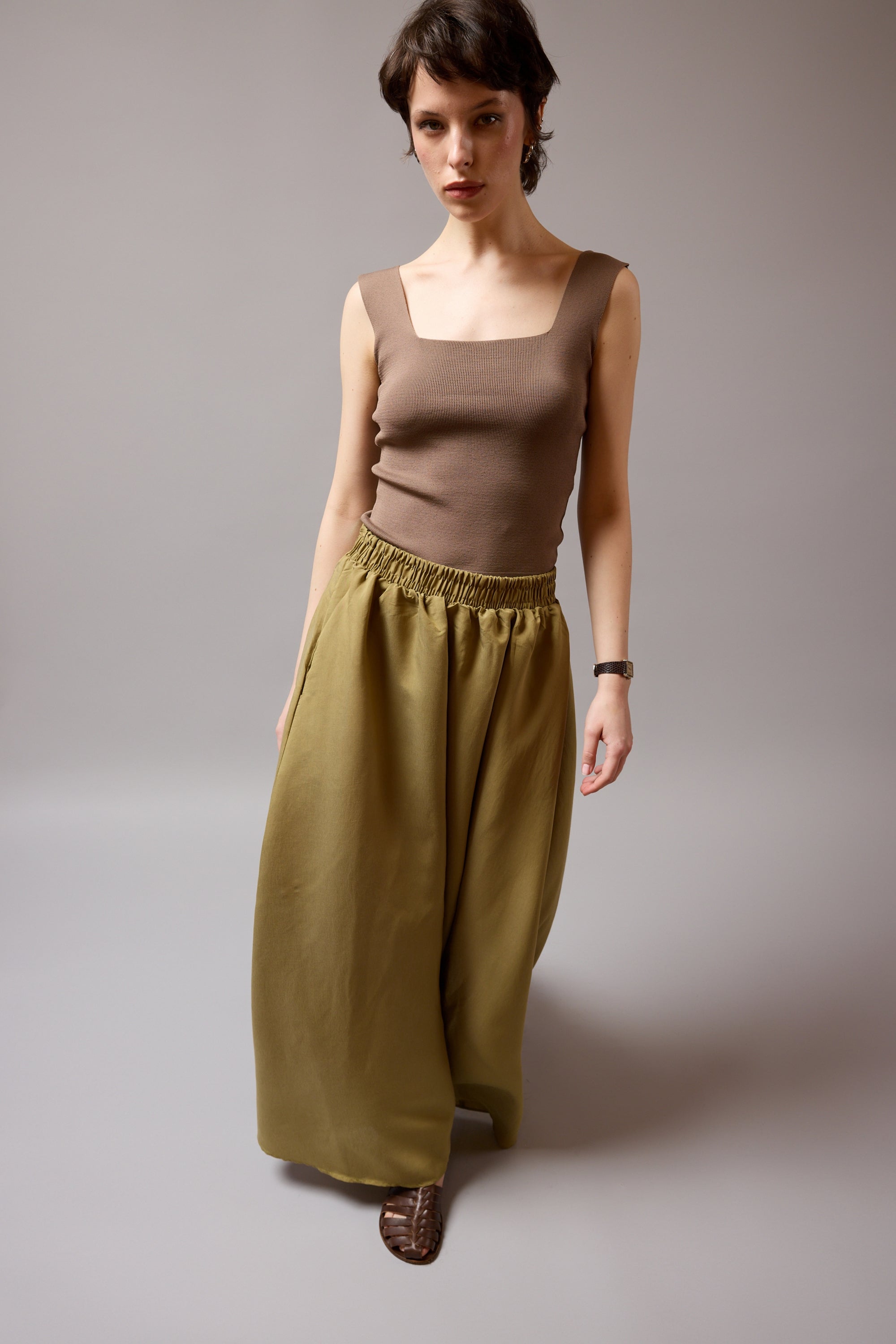 ELASTIK BEL BANTLI DOKUMLU ETEK OLIVE