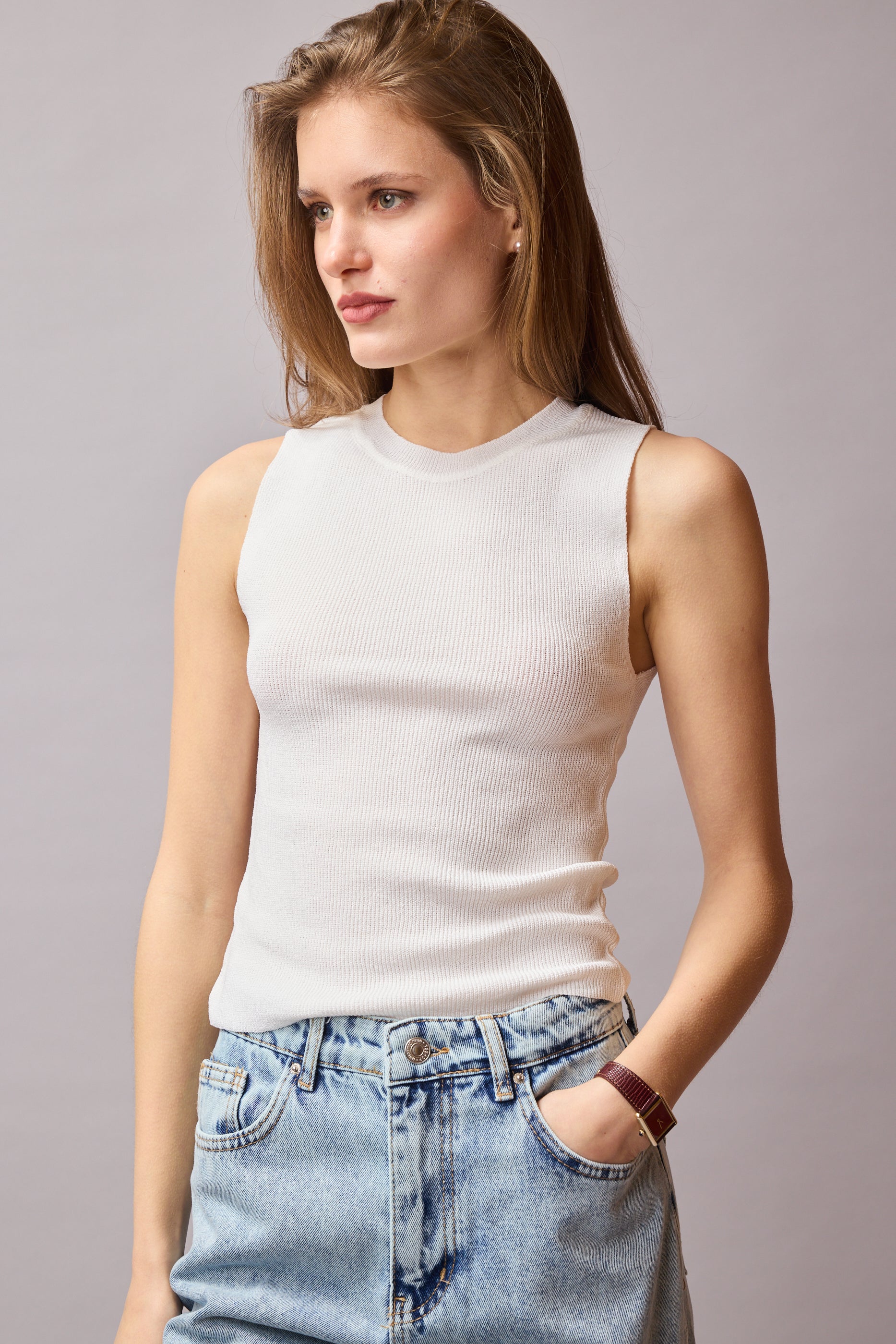 KOLSUZ DOKUMA TRIKO BEYAZ