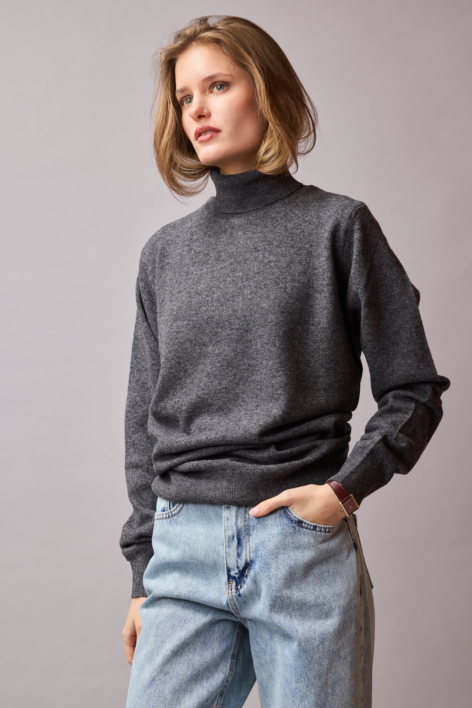 YUN YUKSEK YAKA UNISEX KAZAK FUME