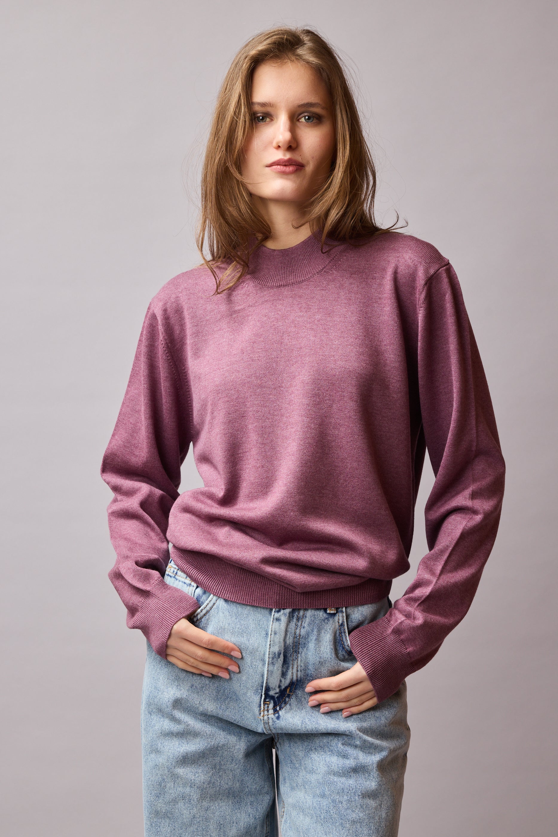 COTTON TURTLENECK UNISEX SWEATER DRIED ROSE