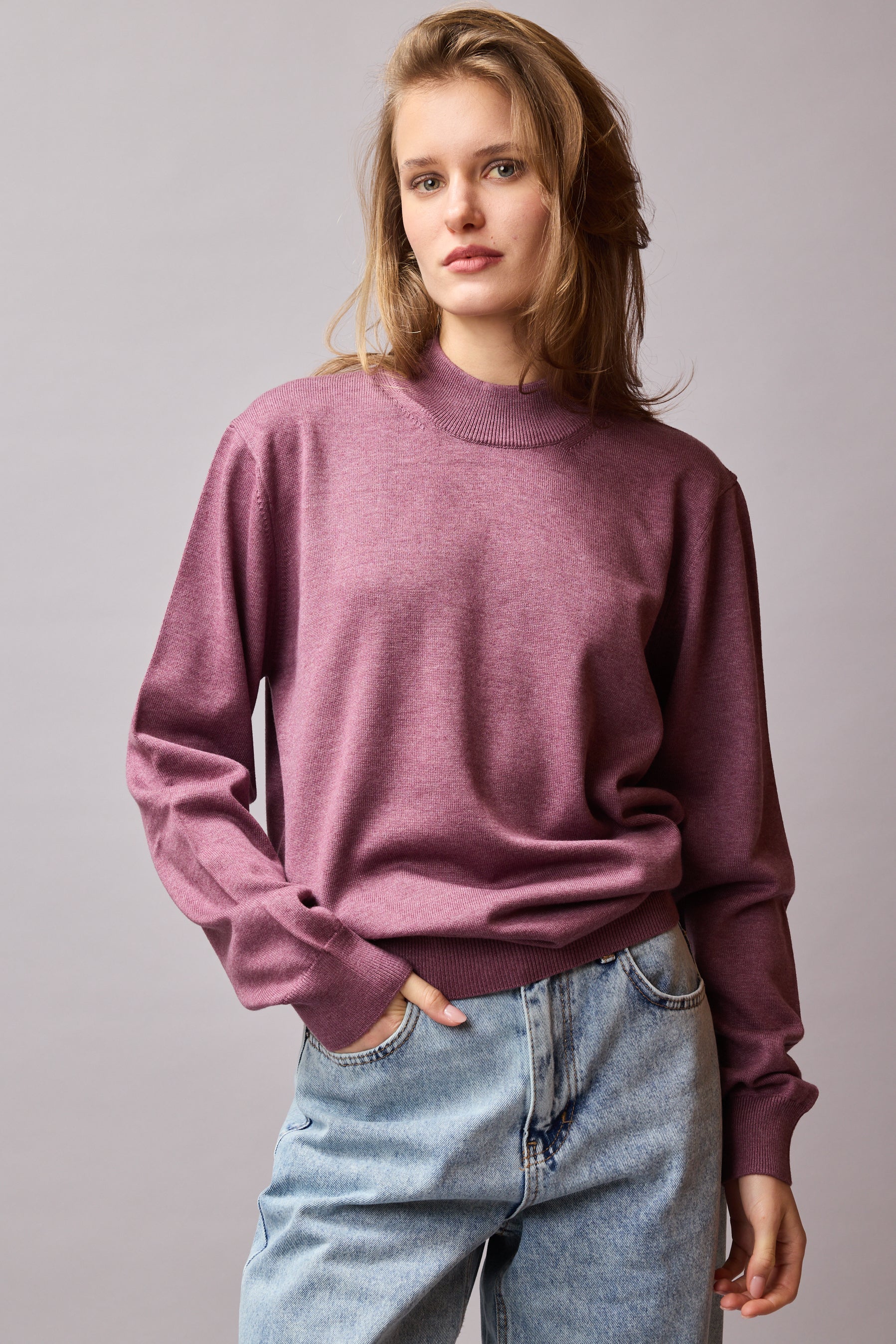 COTTON TURTLENECK UNISEX SWEATER DRIED ROSE