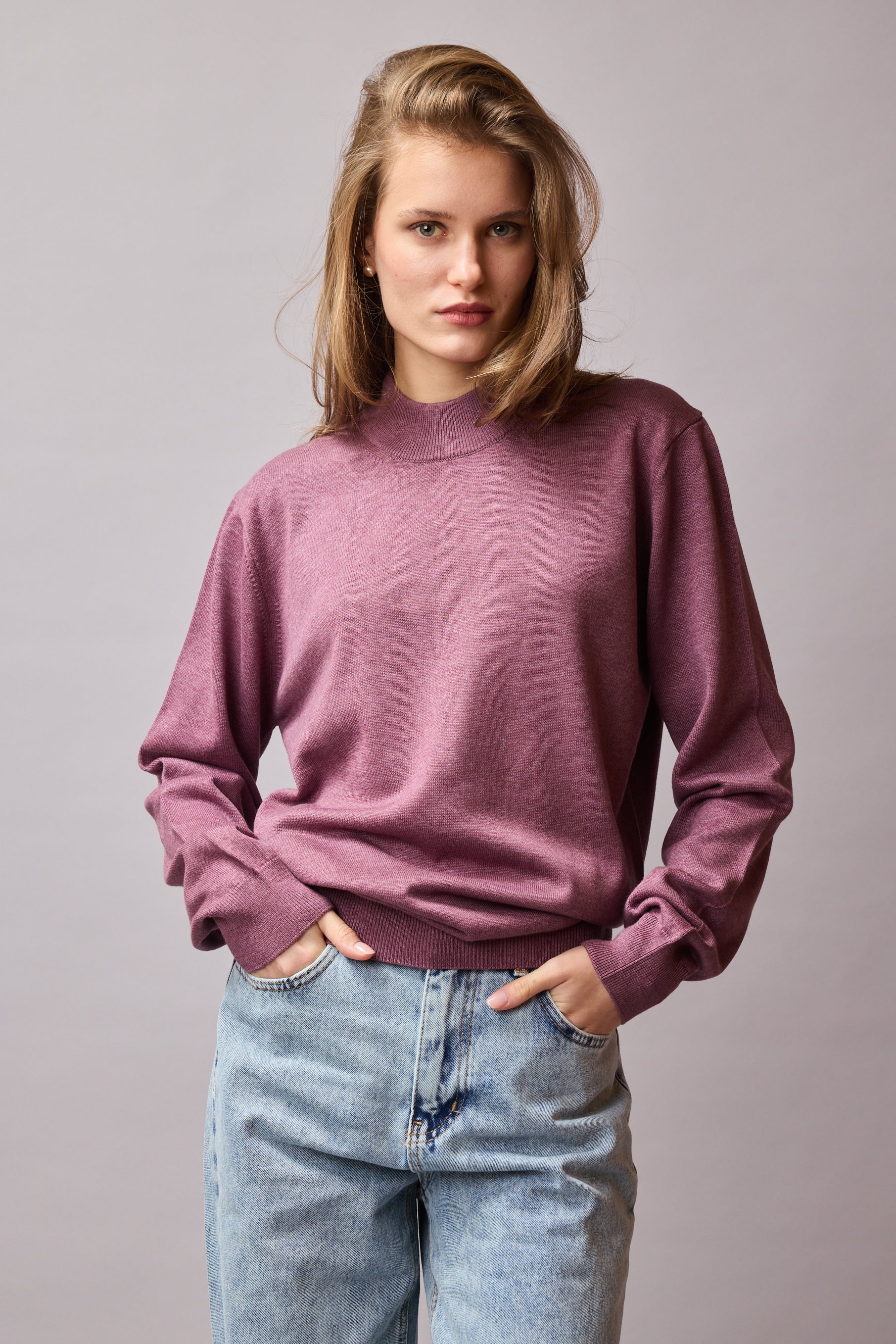 COTTON TURTLENECK UNISEX SWEATER DRIED ROSE