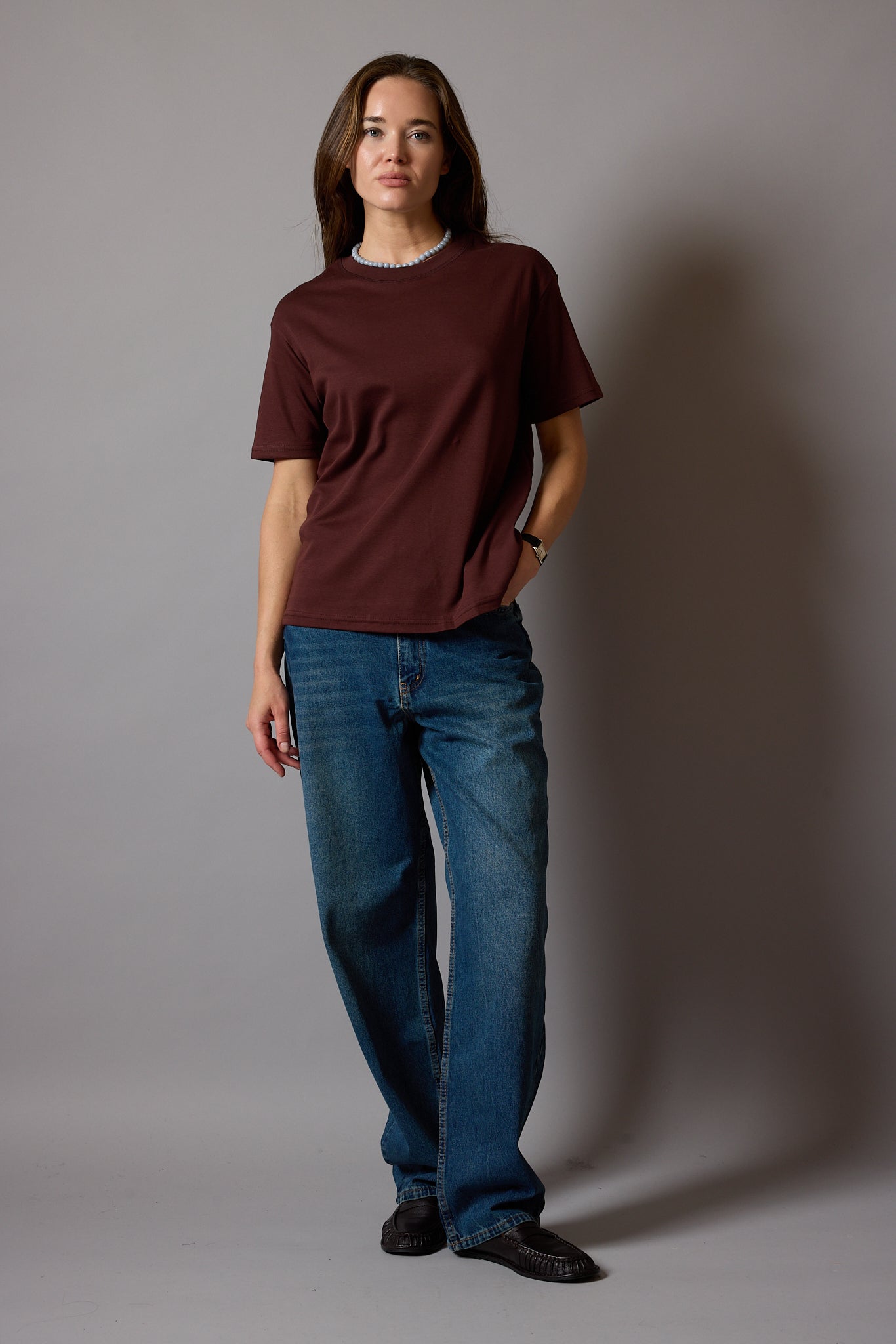 KISA KOLLU PAMUK T-SHIRT KAHVE