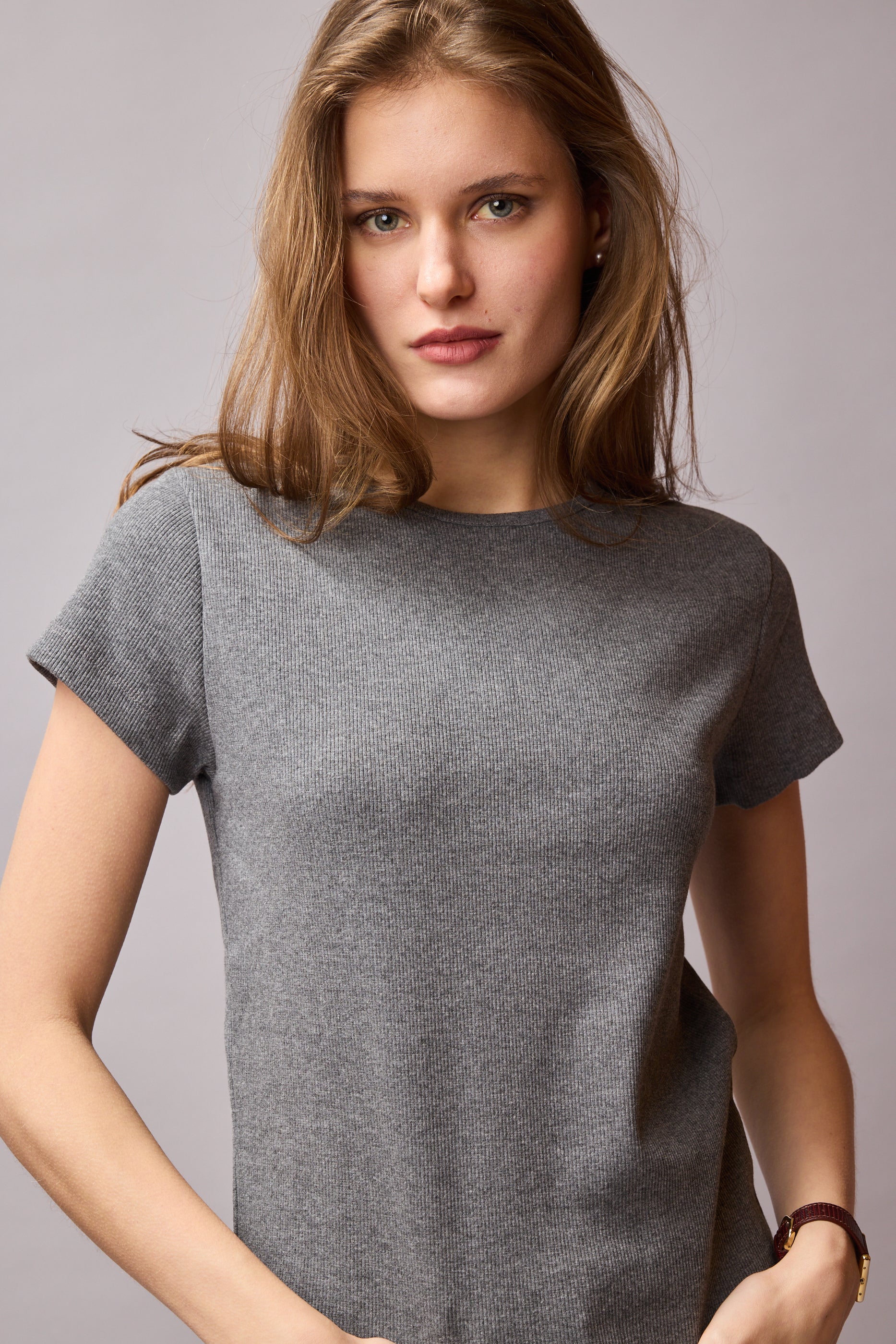 FITILLI KISA KOLLU PAMUK T-SHIRT FUME