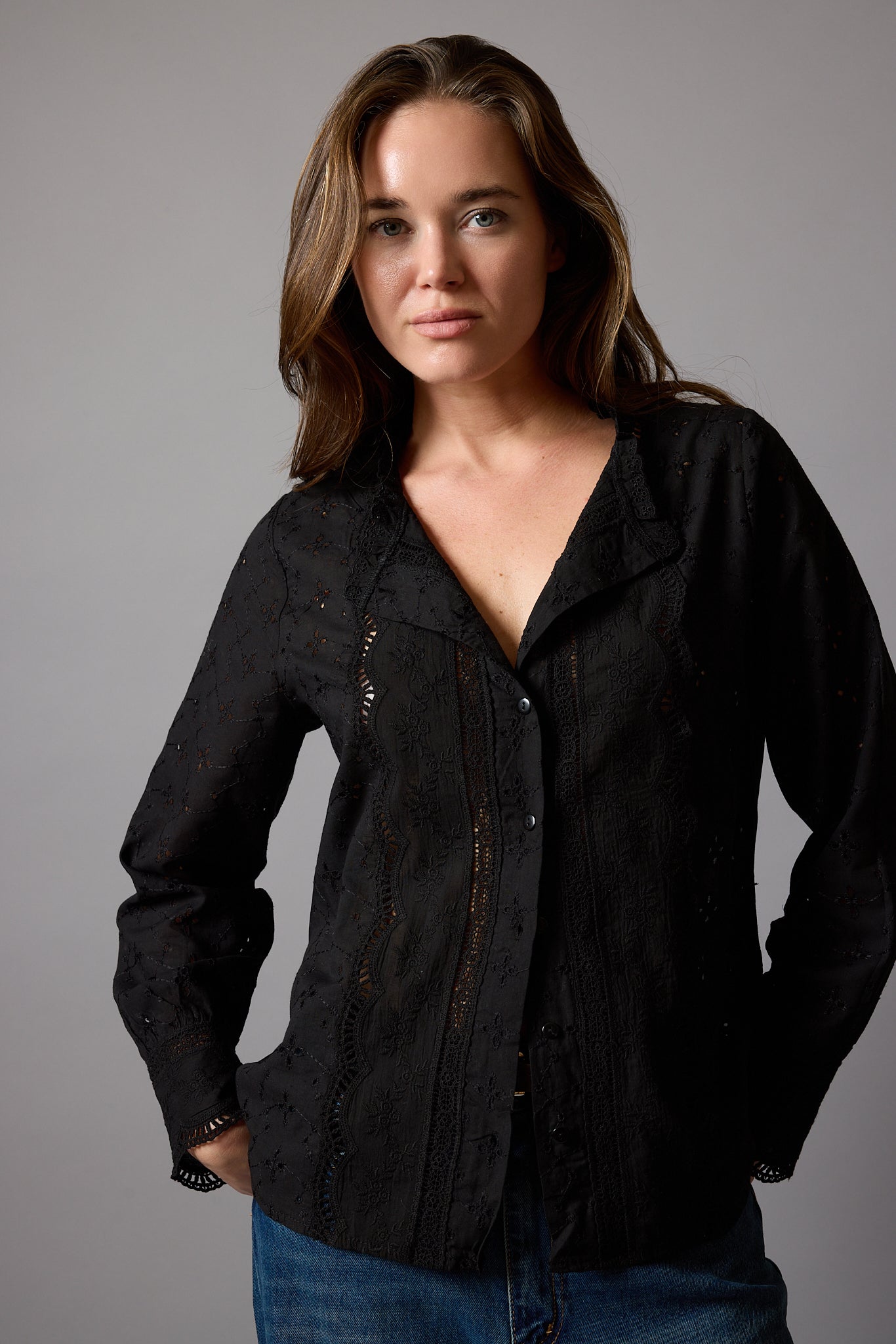 MARIA LACE DETAILED FRILLED COTTON SHIRT BLACK