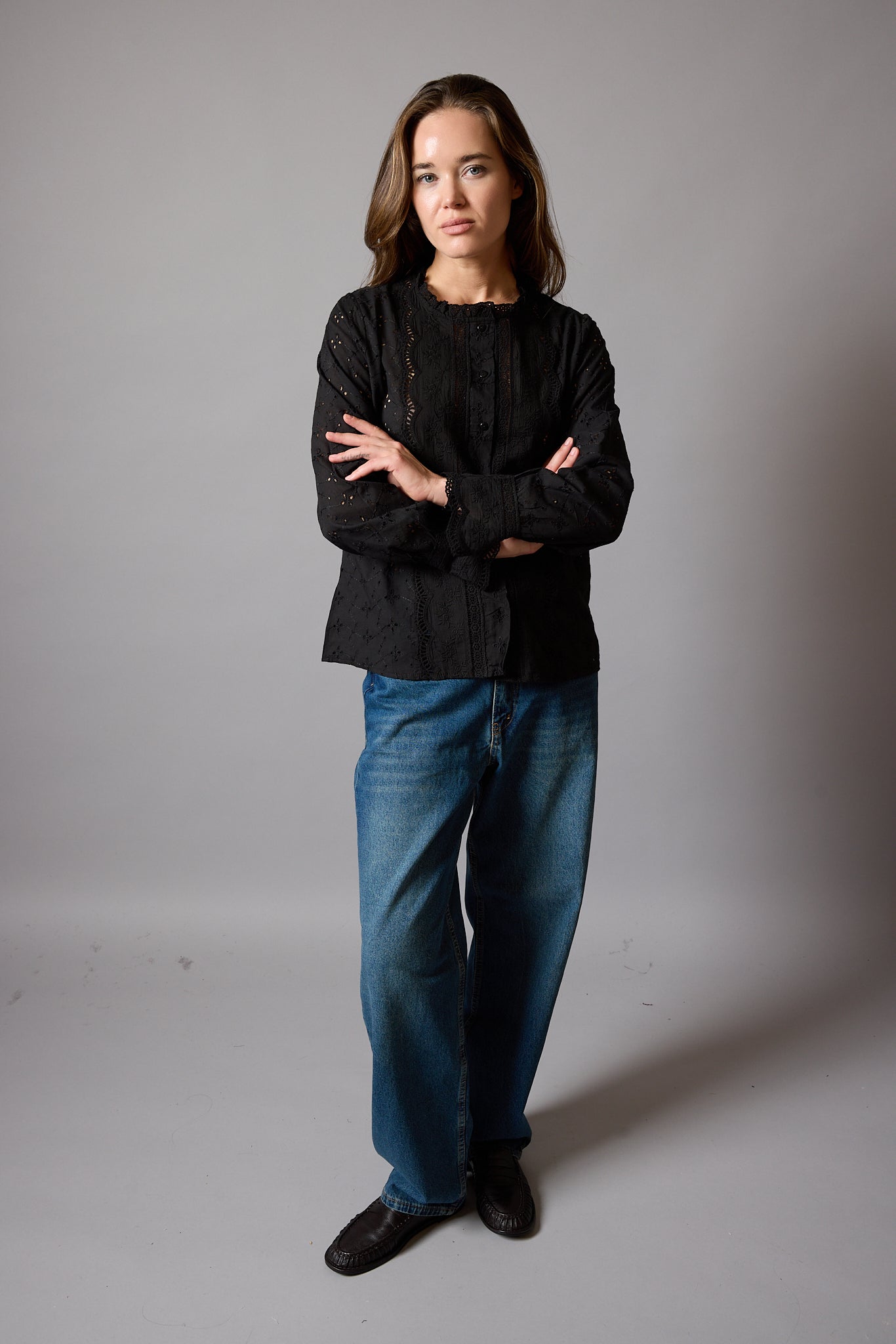 MARIA LACE DETAILED FRILLED COTTON SHIRT BLACK