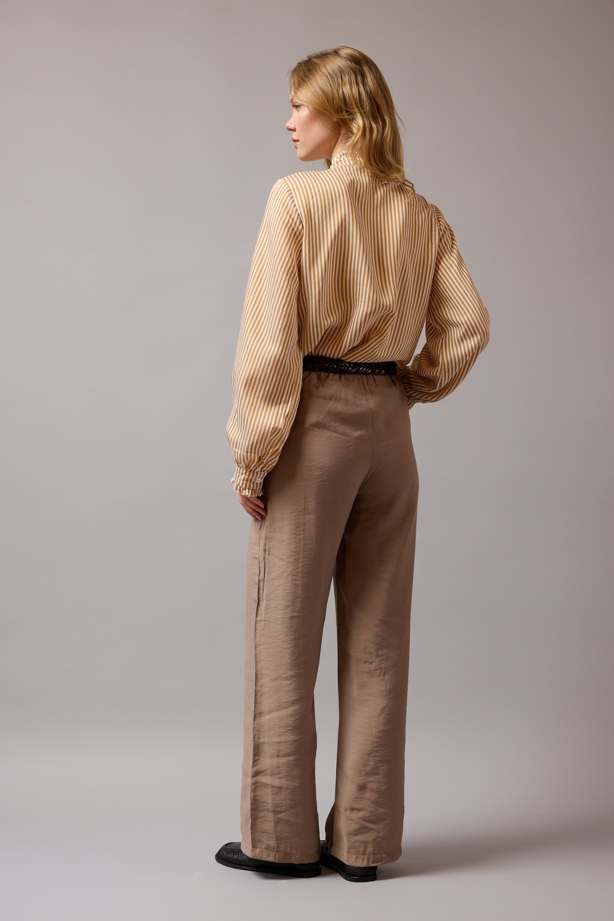 MODAL ELASTIC WAIST BAND GENIS LEG TROUSERS MINK