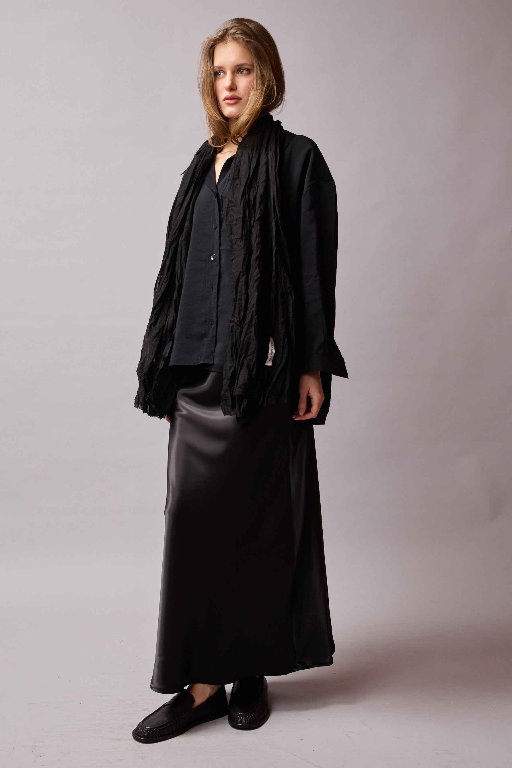 SATEN MIDI ETEK SIYAH