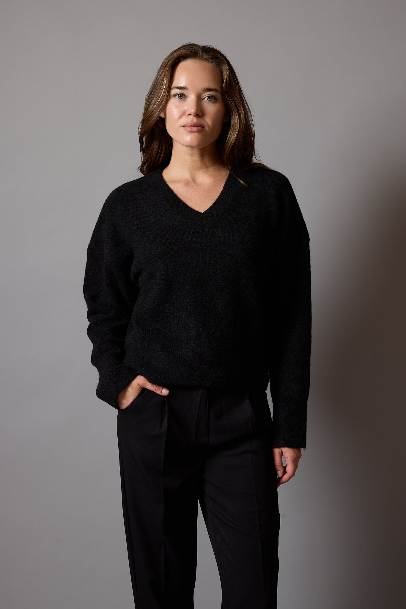 CREW NECK SOFT TEXTURED KNITWEAR CLARET RED