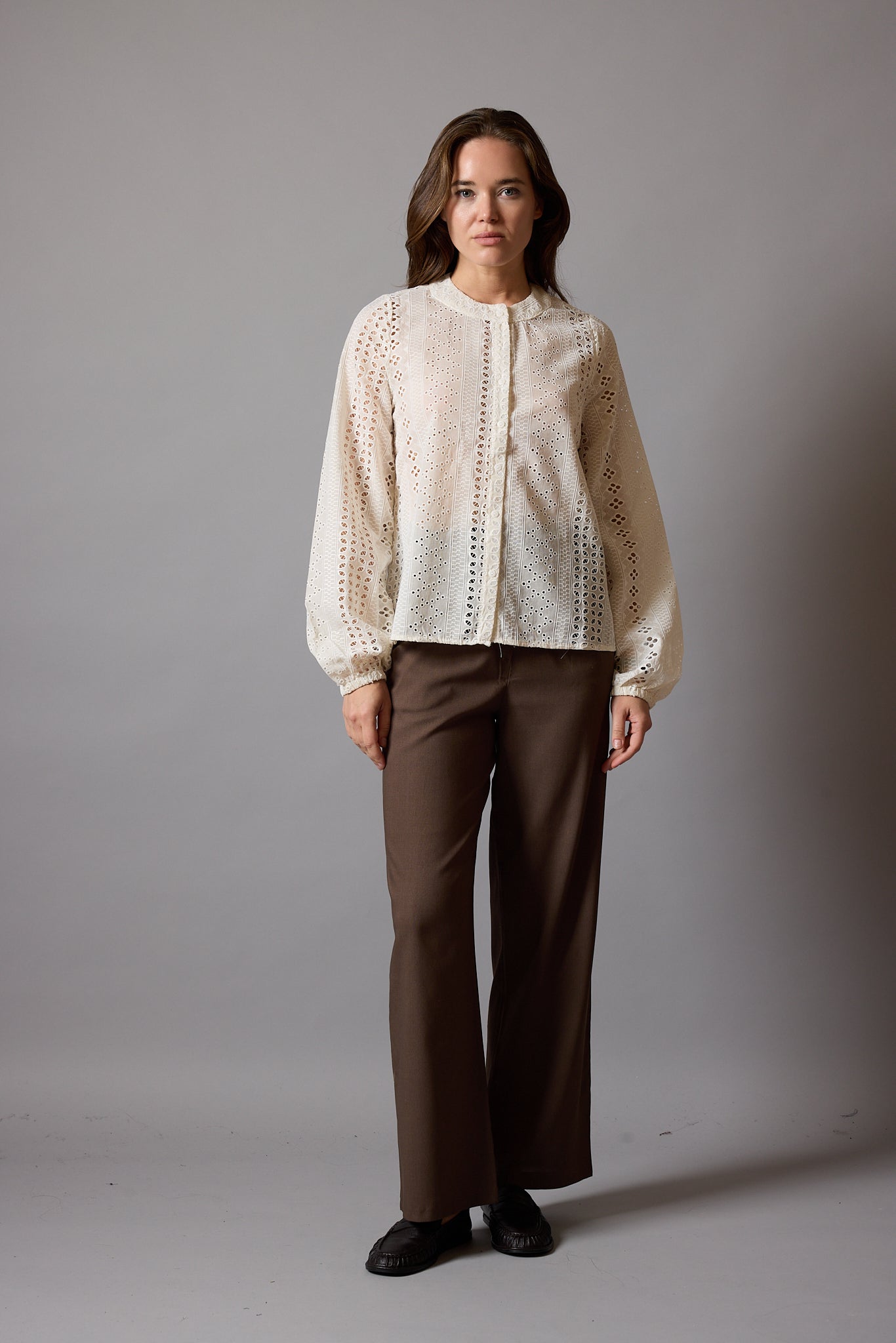 EDITH HAKIM YAKA DELIK ISI GOMLEK