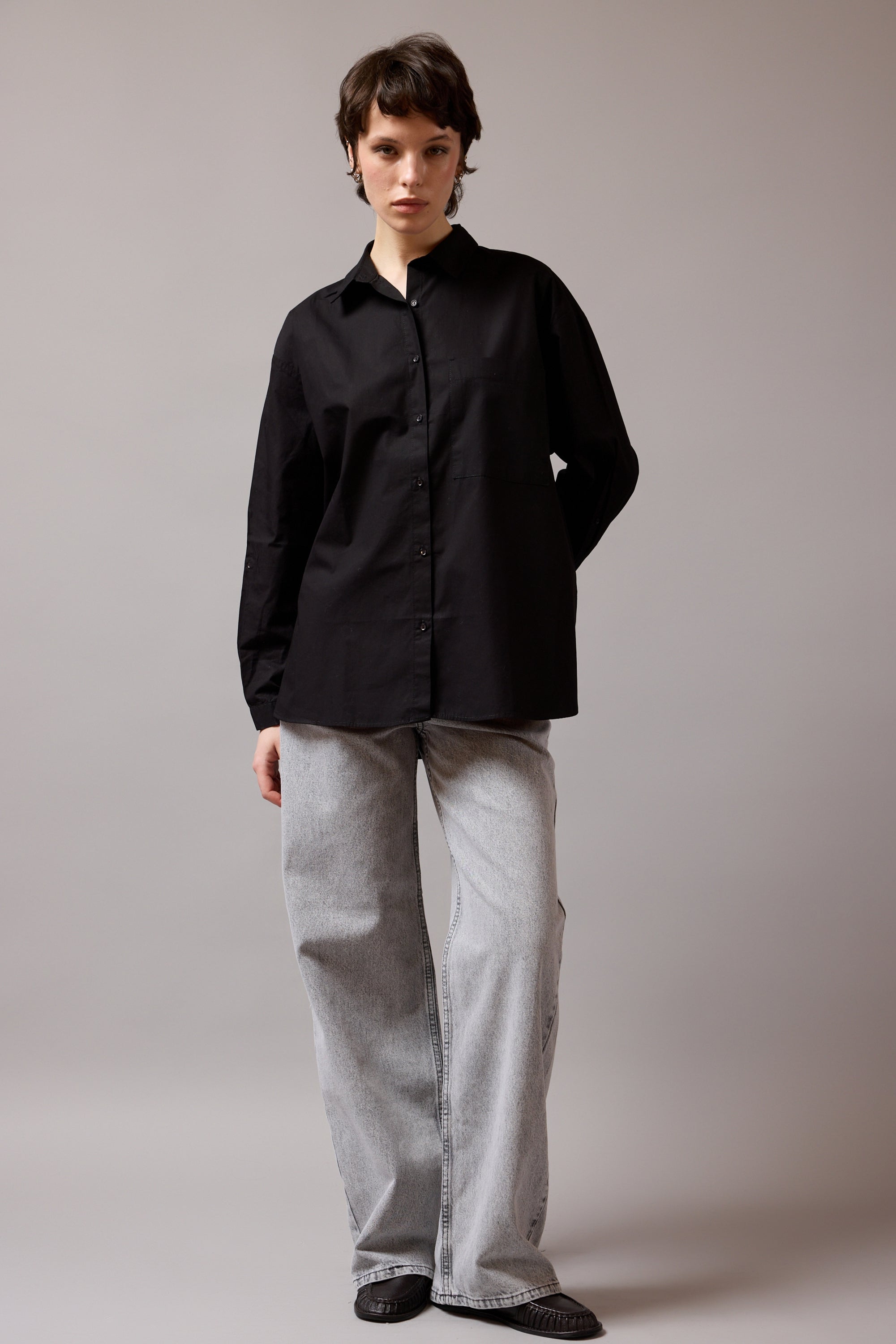 KLASIK YAKA OVERSIZE GOMLEK SIYAH