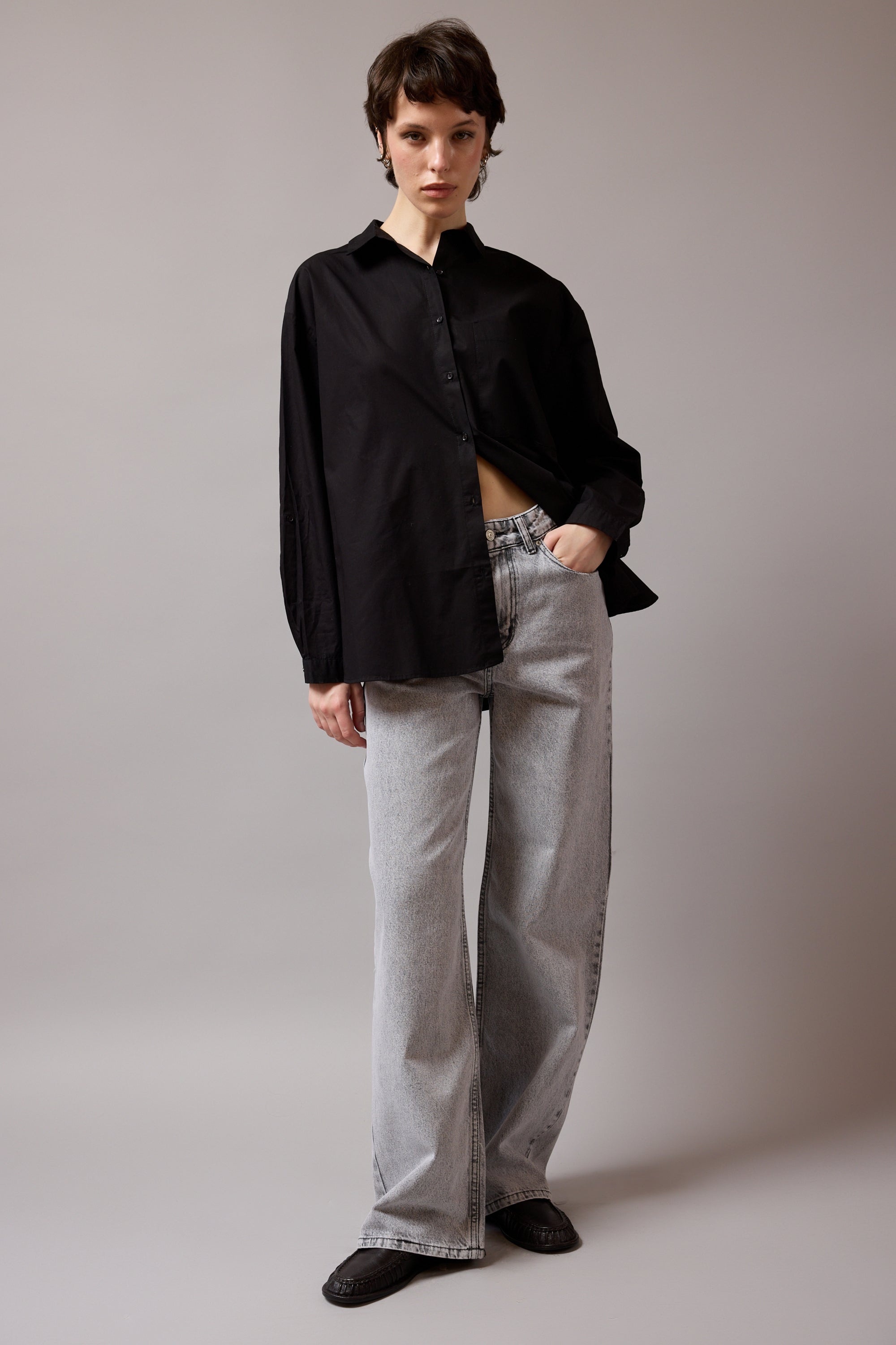 KLASIK YAKA OVERSIZE GOMLEK SIYAH