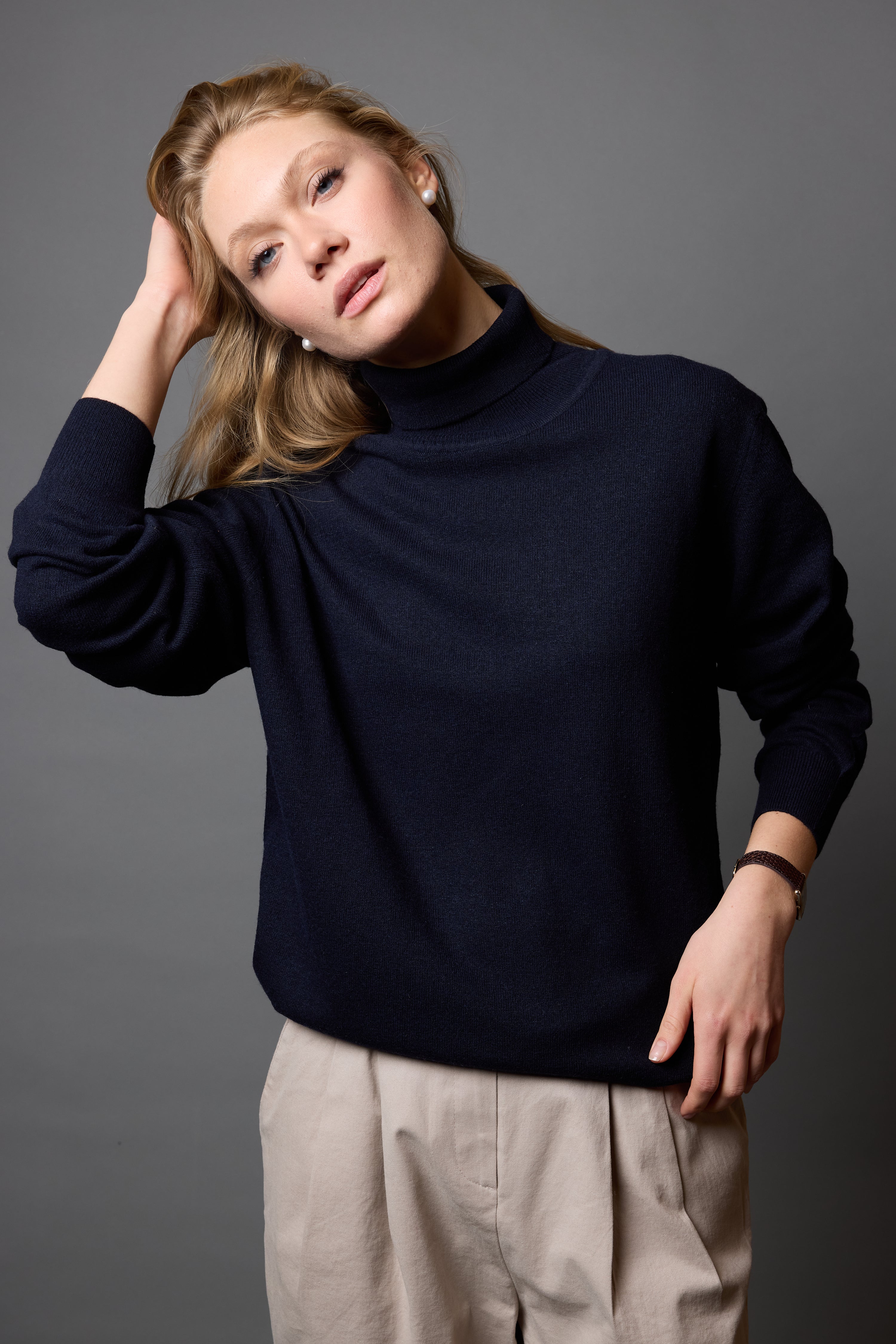 YUN YUKSEK YAKA UNISEX KAZAK LACIVERT