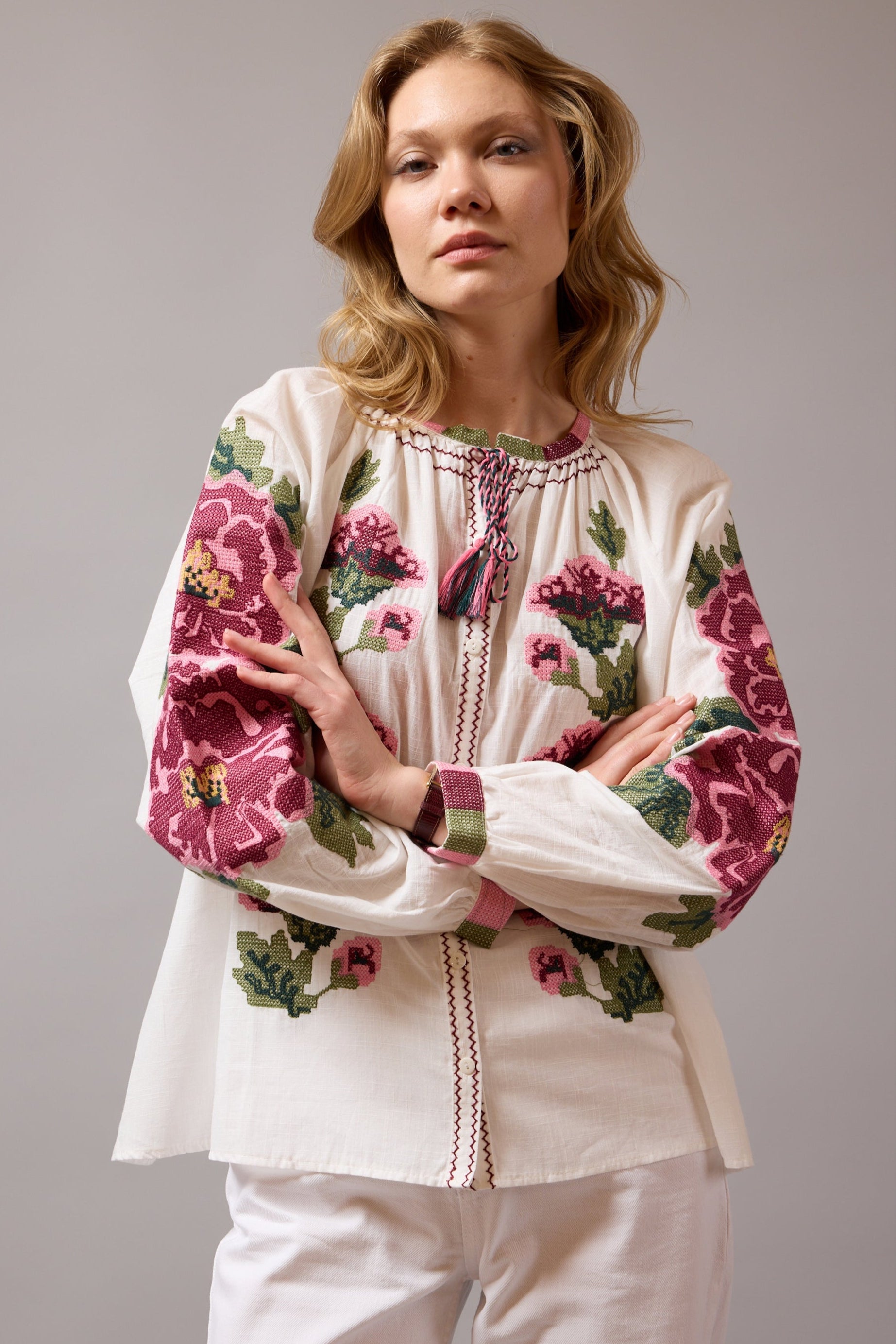 ROSELINE NAKISLI GOMLEK