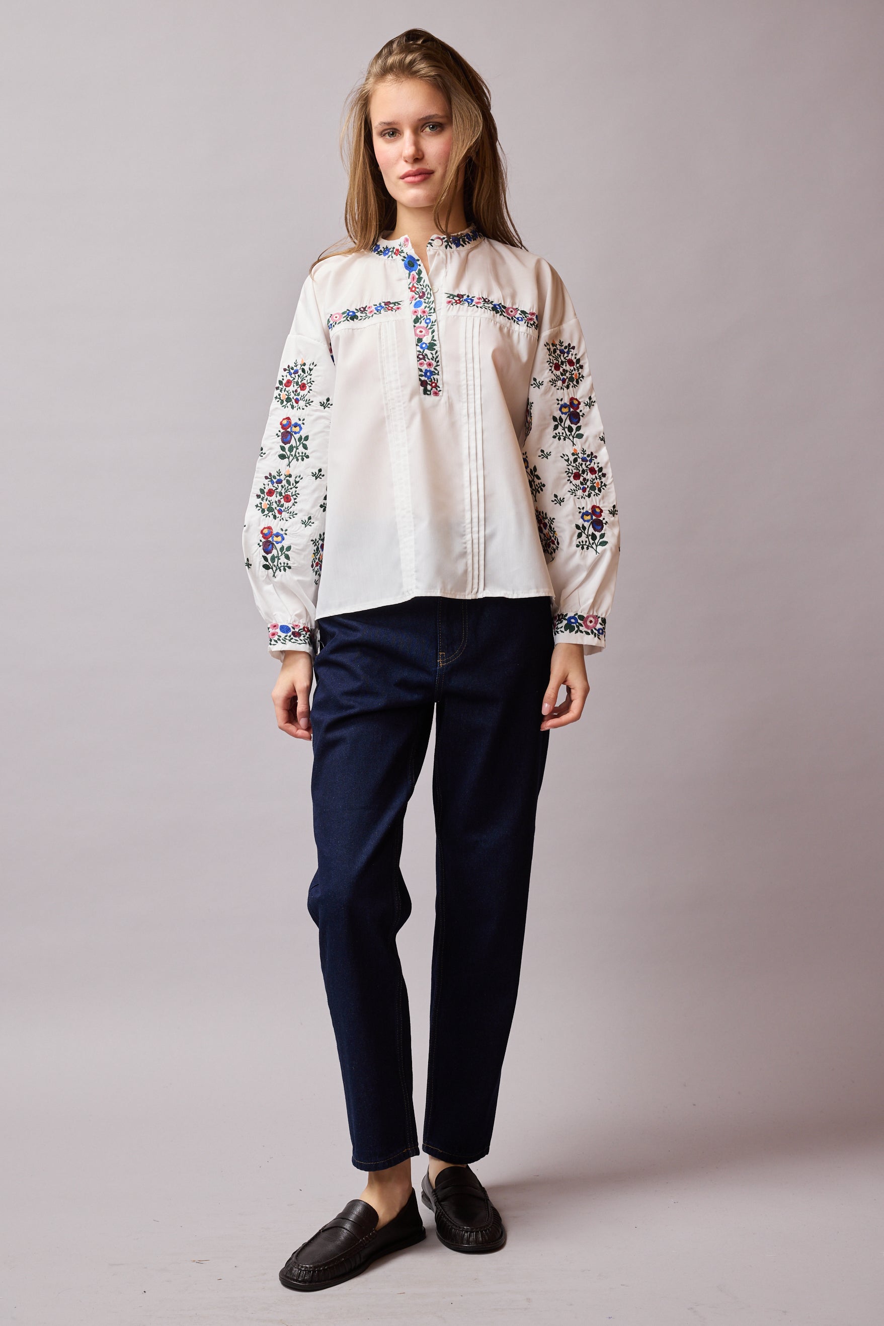 HAKIM YAKA FLORAL NAKISLI BLUZ