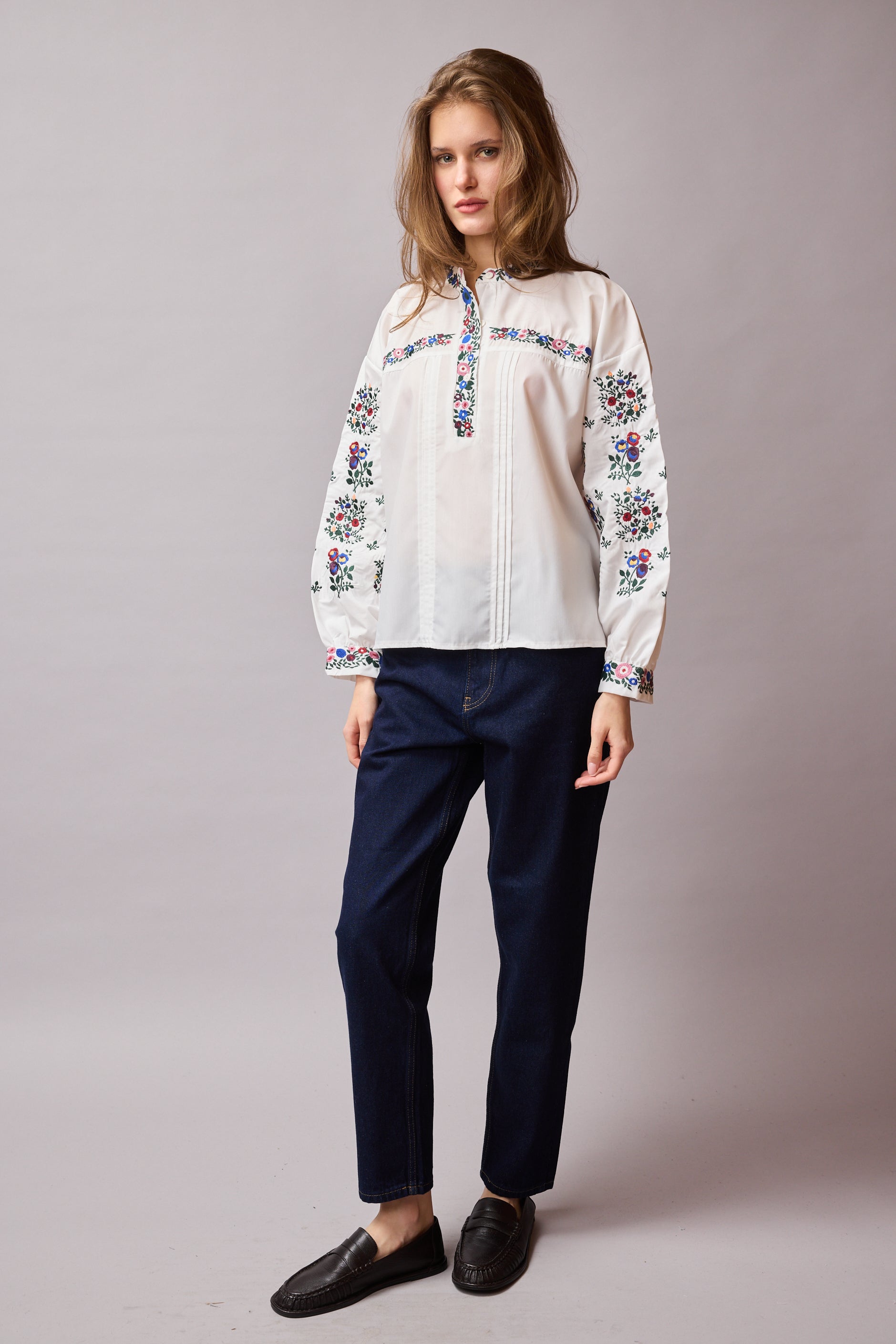 HAKIM YAKA FLORAL NAKISLI BLUZ