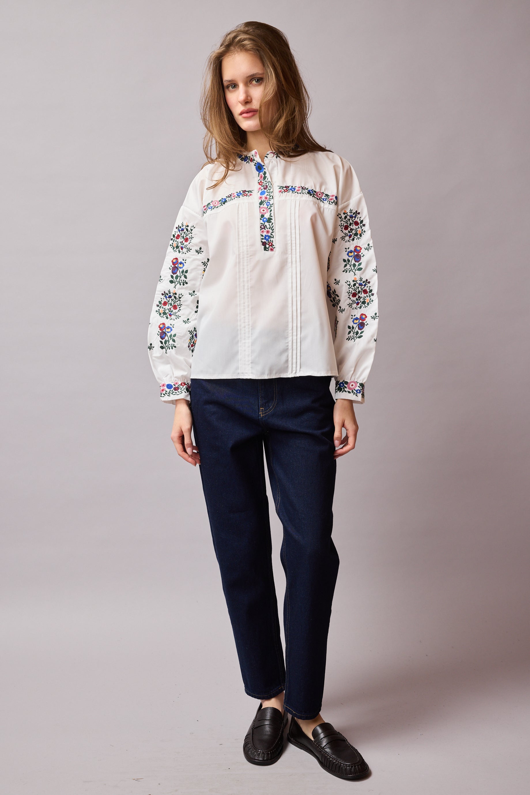 HAKIM YAKA FLORAL NAKISLI BLUZ