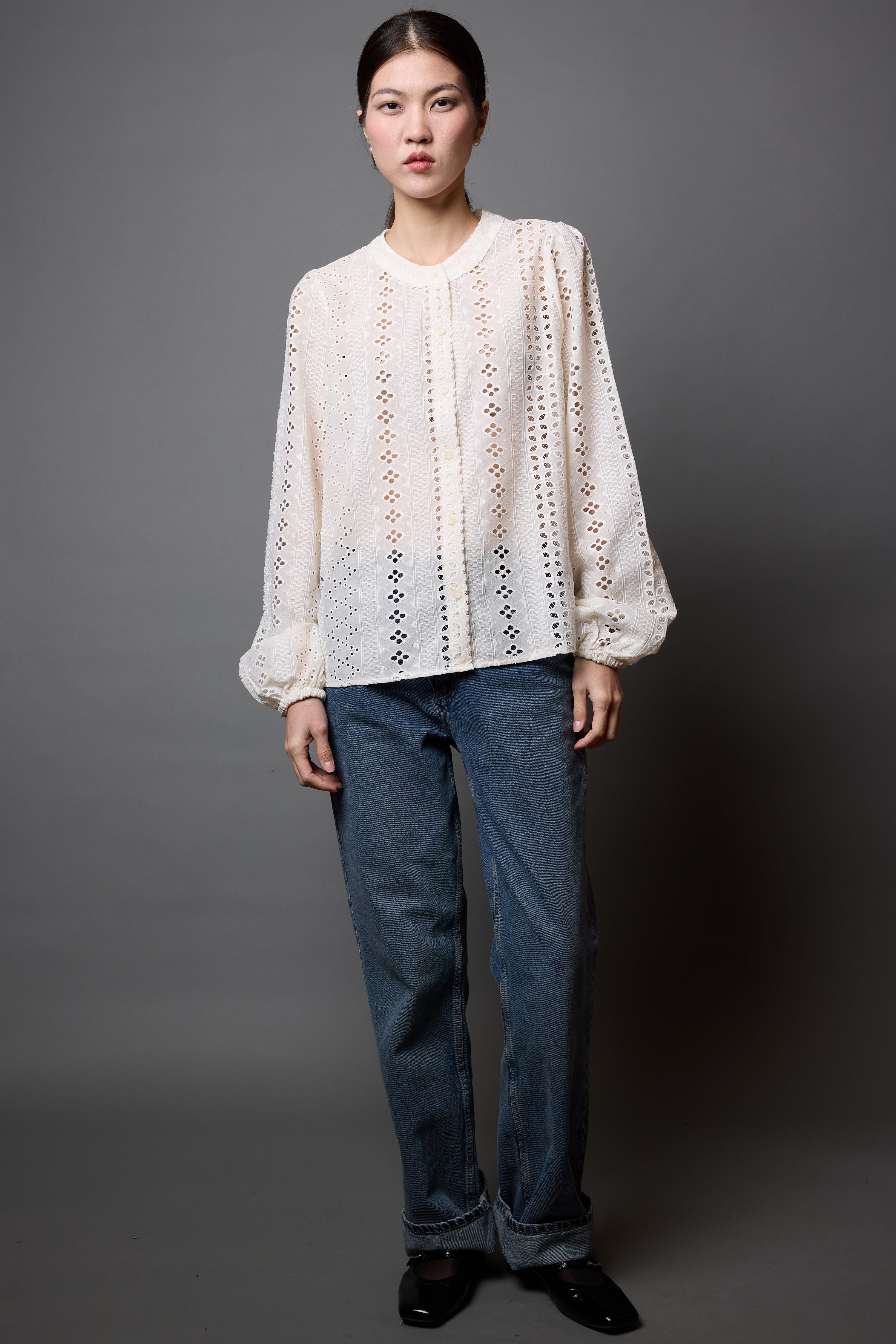 EDITH HAKIM YAKA DELIK ISI GOMLEK