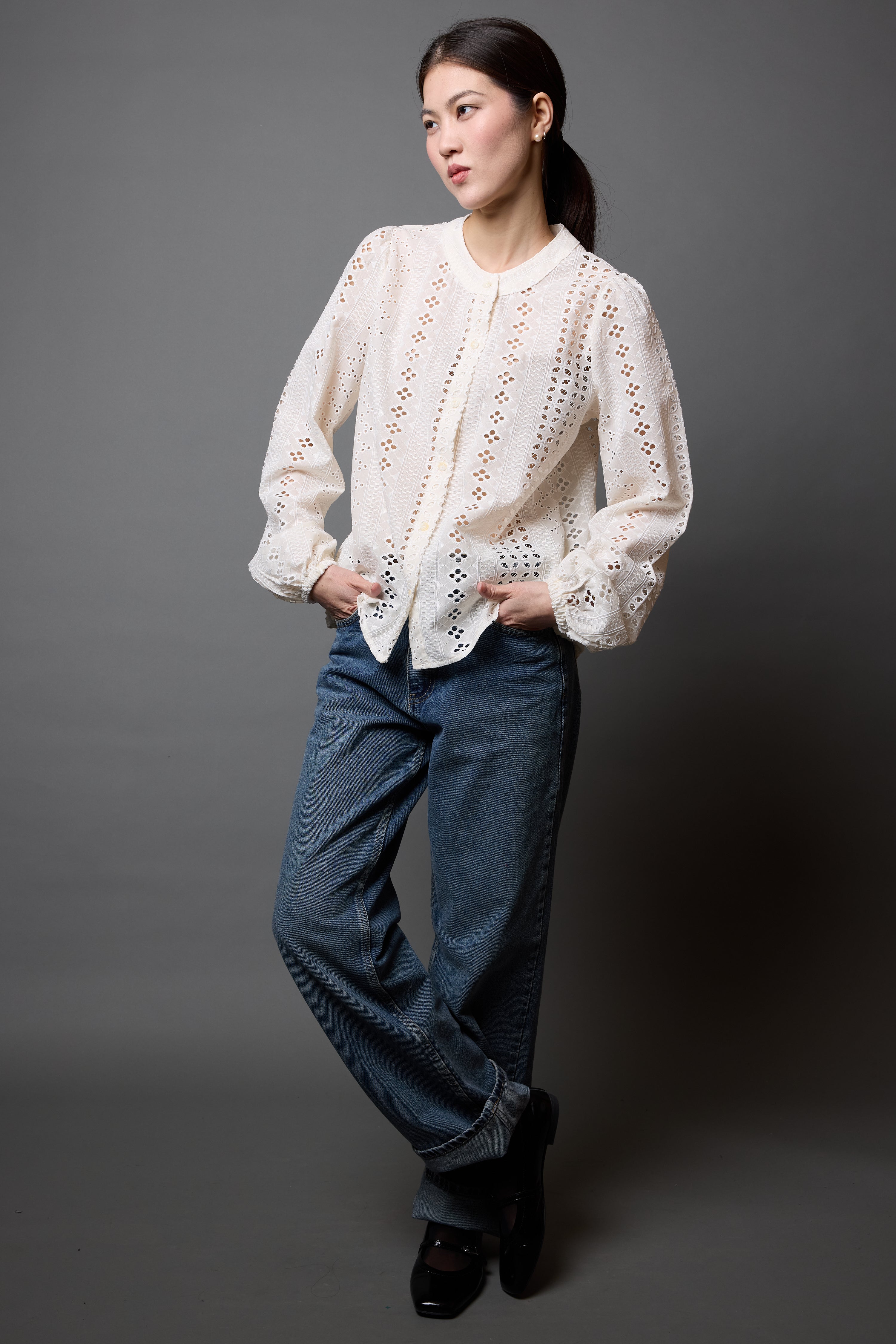 EDITH HAKIM YAKA DELIK ISI GOMLEK