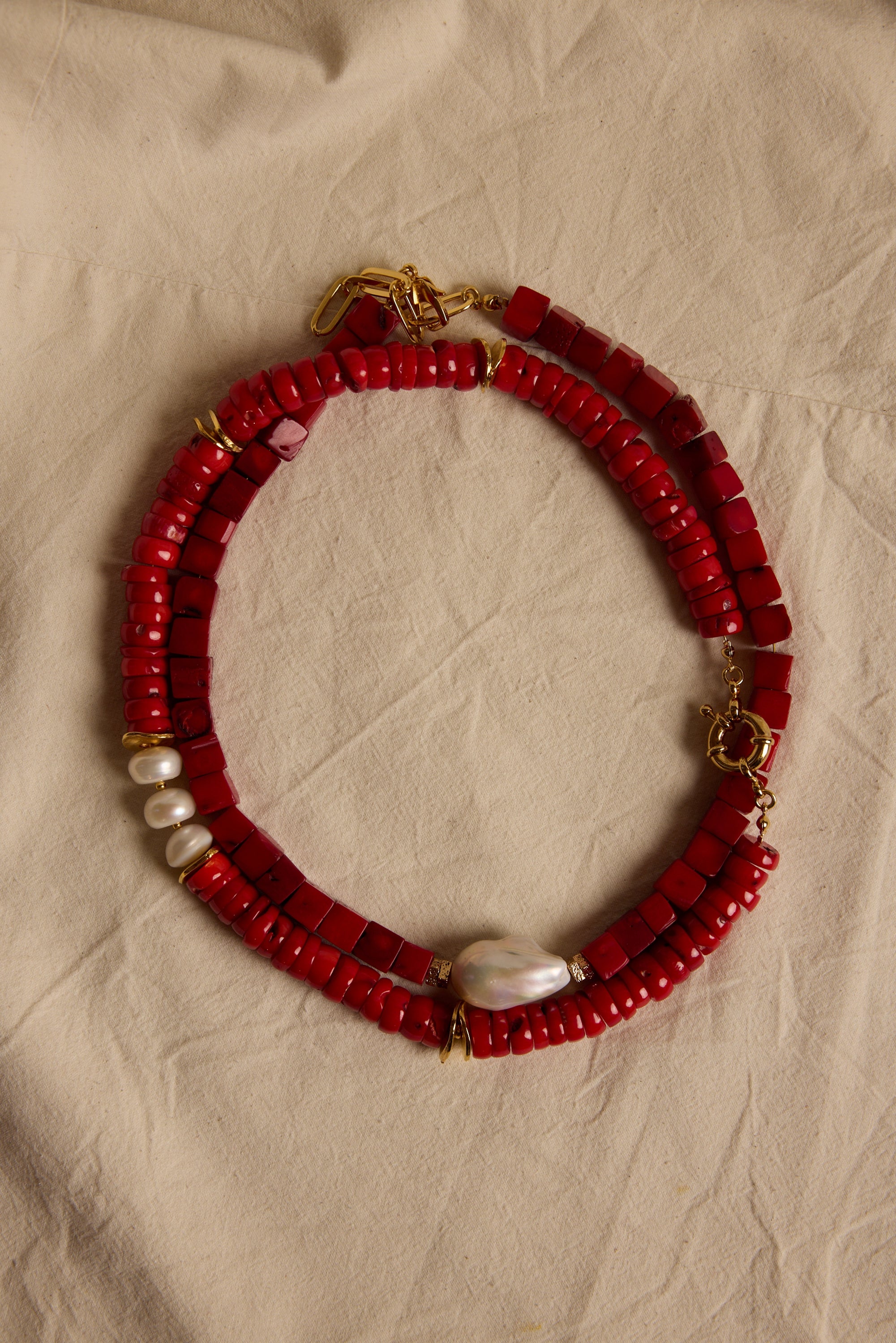 MATIERE ROUGE CORAL NECKLACE