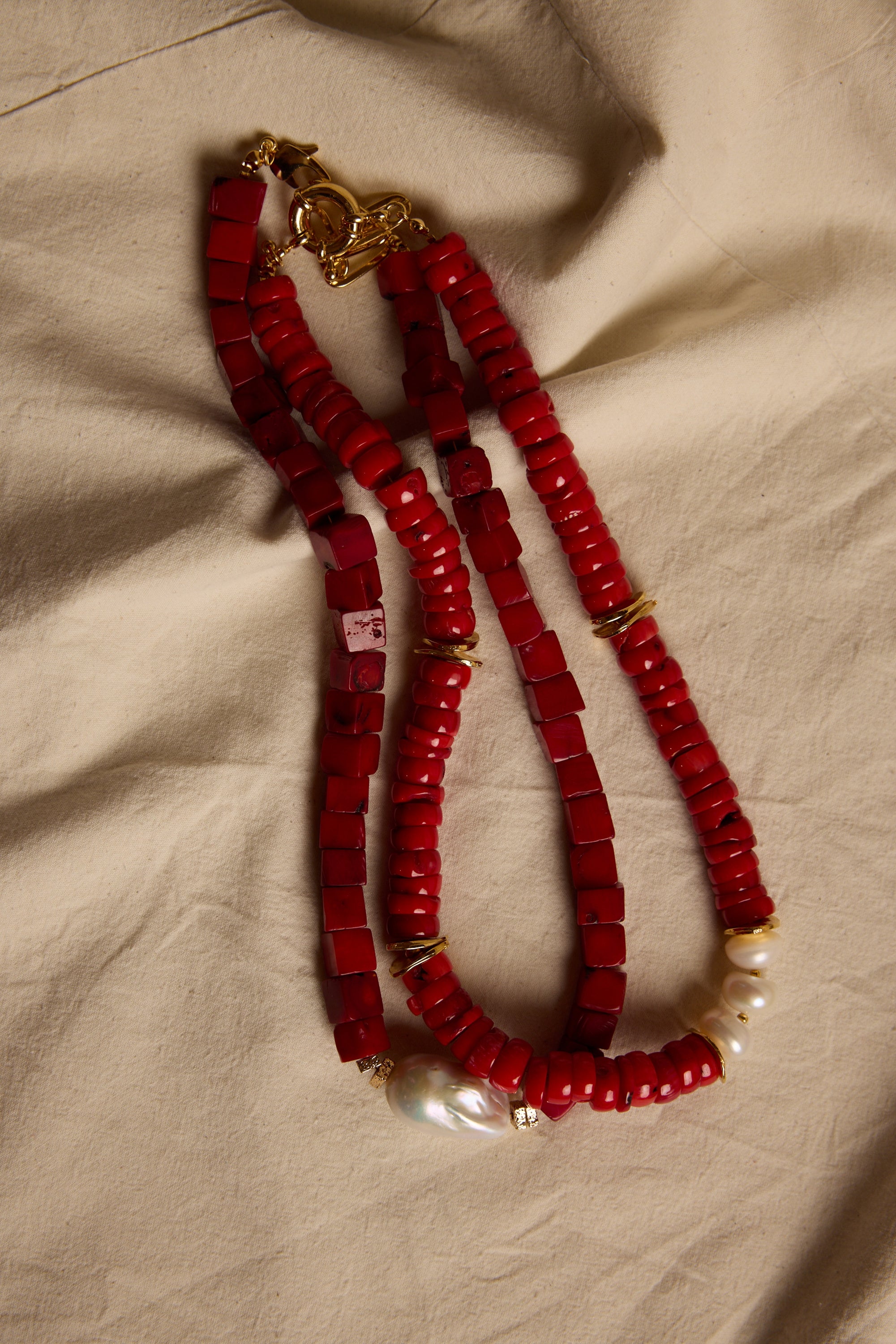 MATIERE ROUGE CORAL NECKLACE