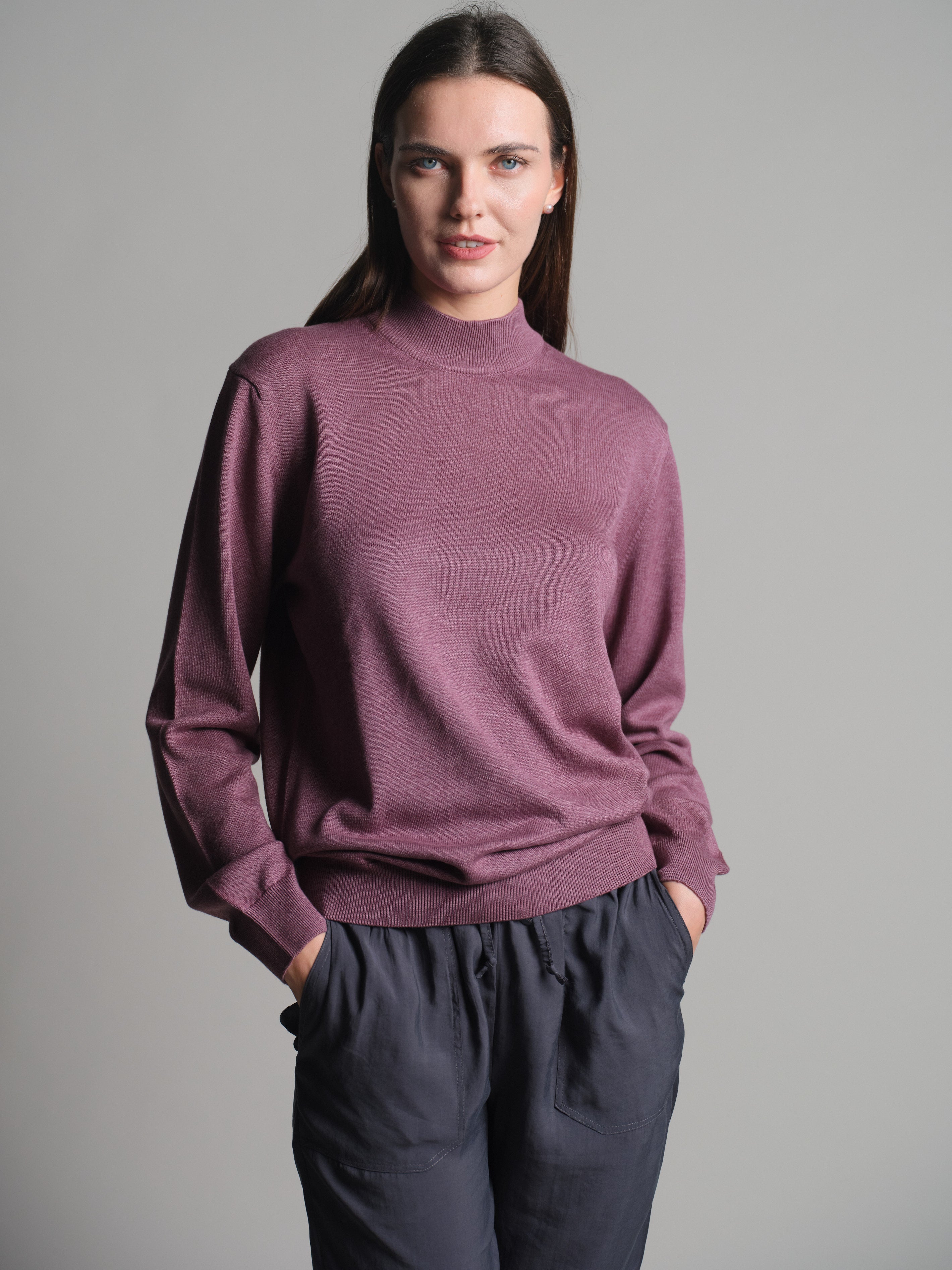 COTTON TURTLENECK UNISEX SWEATER DRIED ROSE