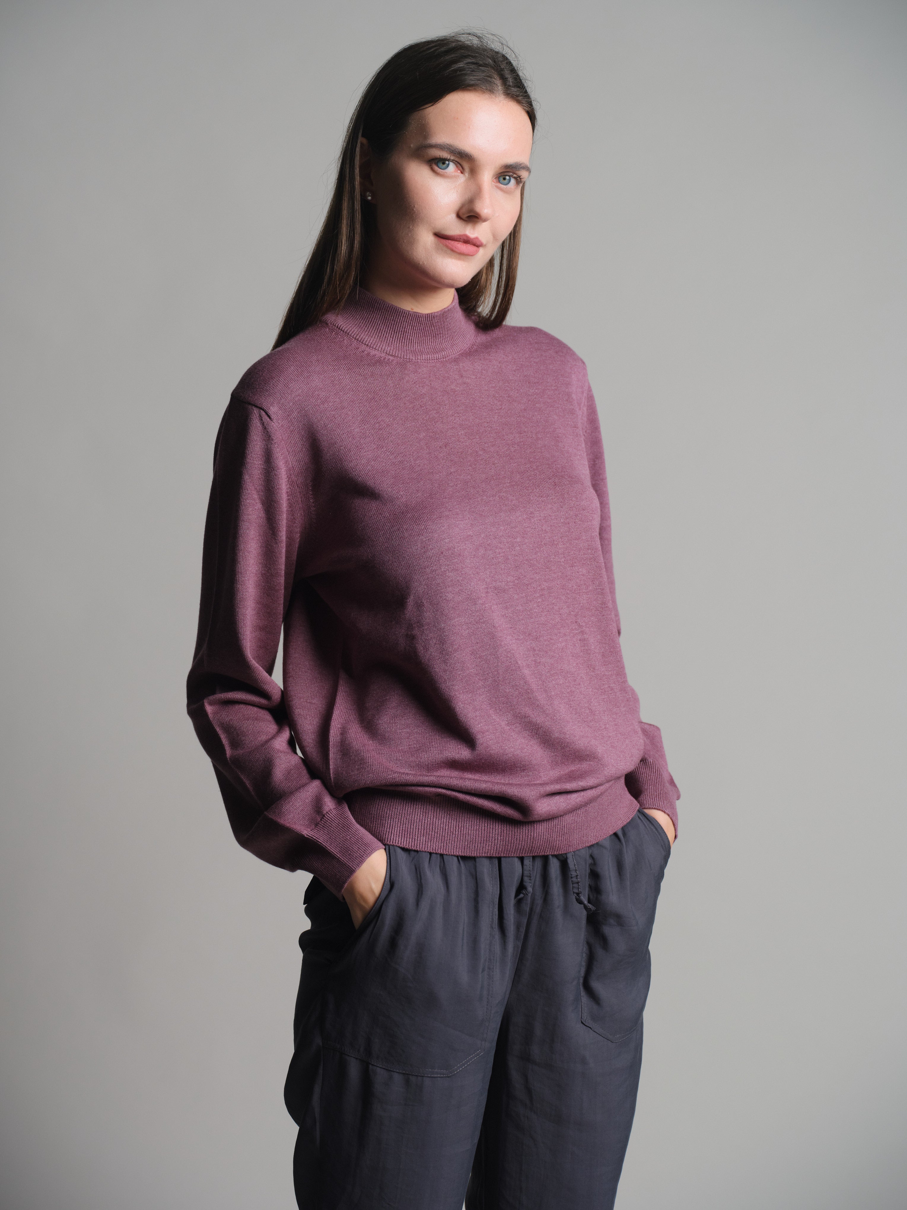 COTTON TURTLENECK UNISEX SWEATER DRIED ROSE