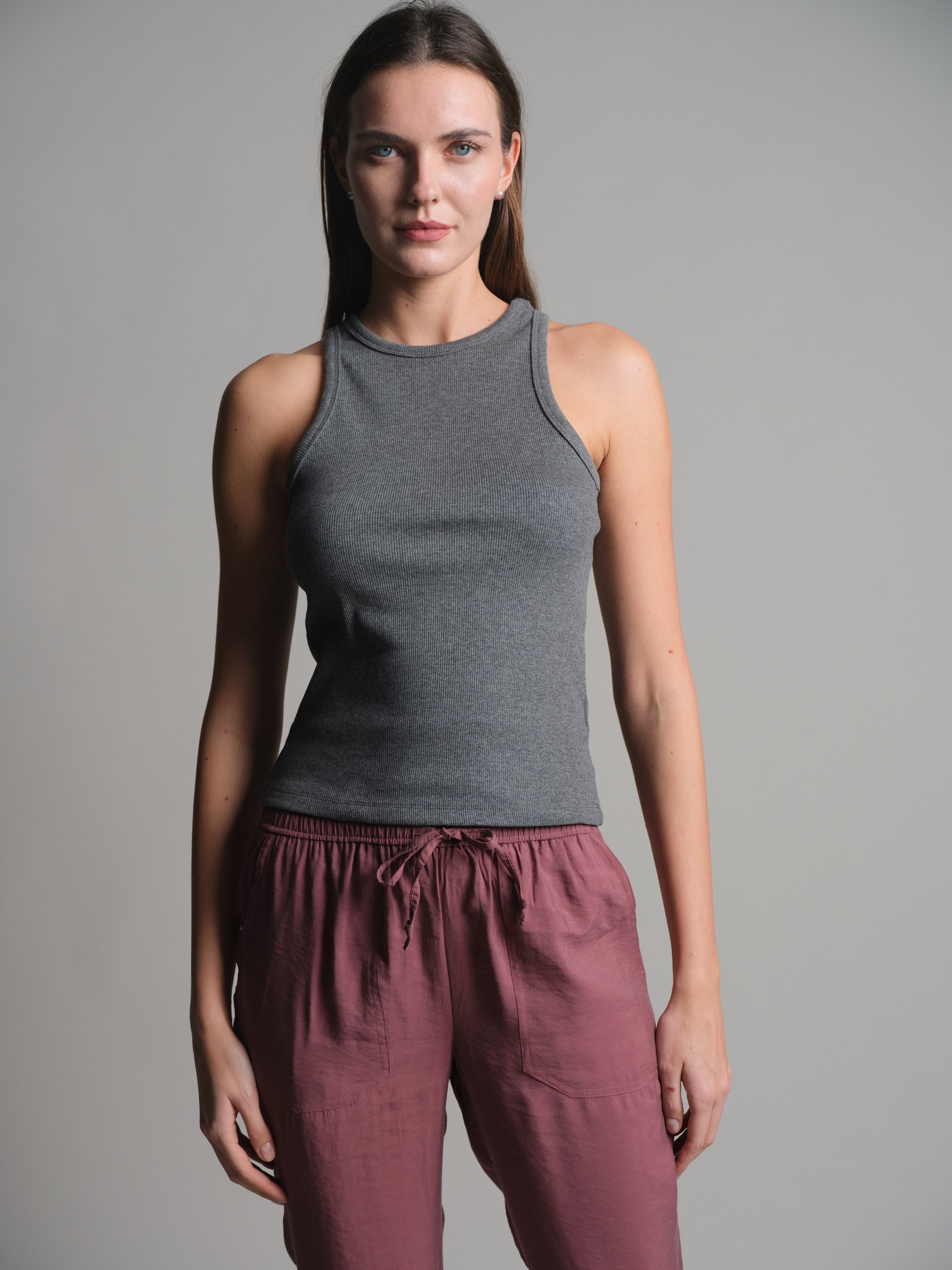 HALTER YAKA CROP TOP FUME