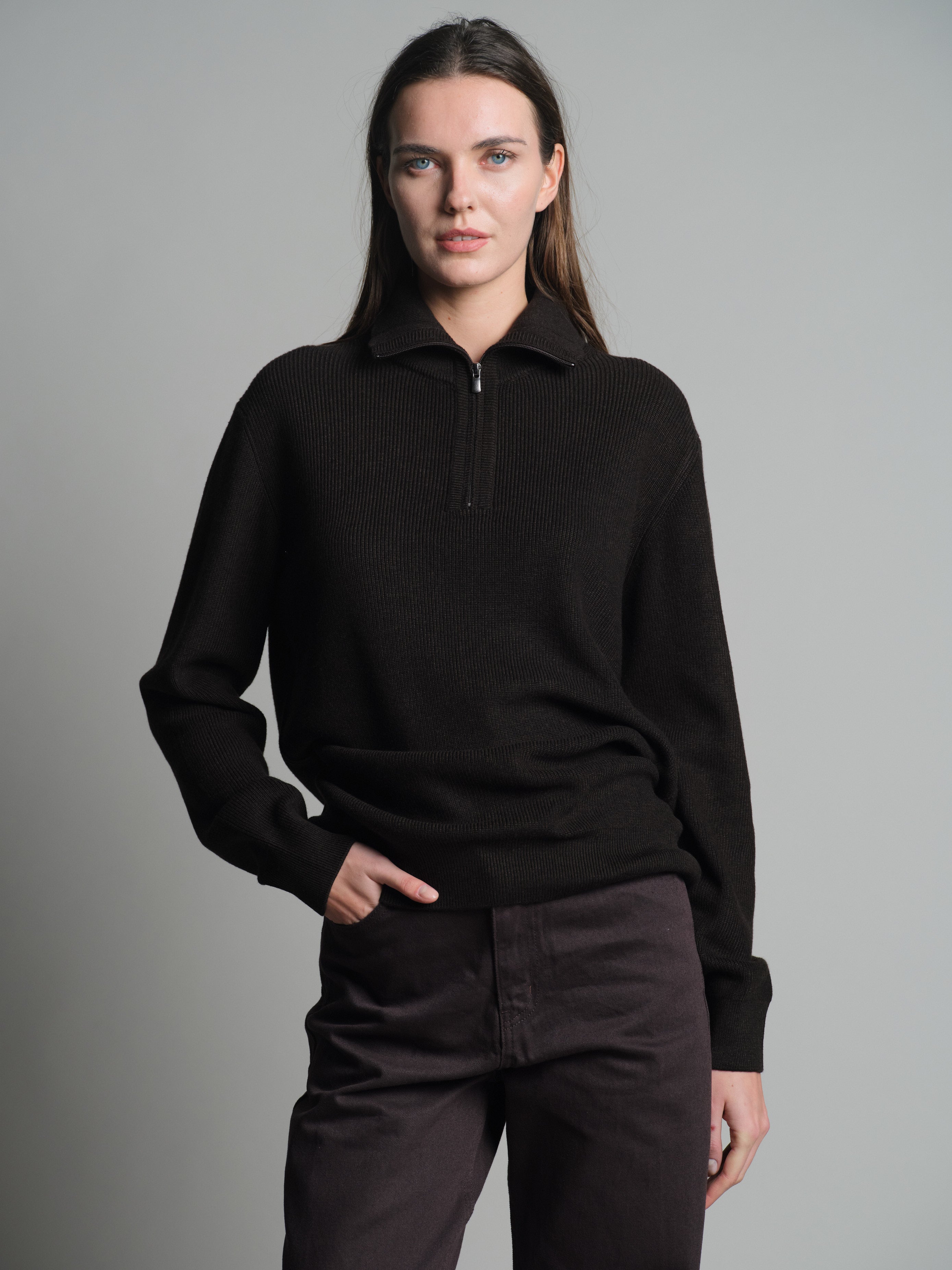 COTTON HIGH COLLAR ZIPPERED UNISEX SWEATER BROWN