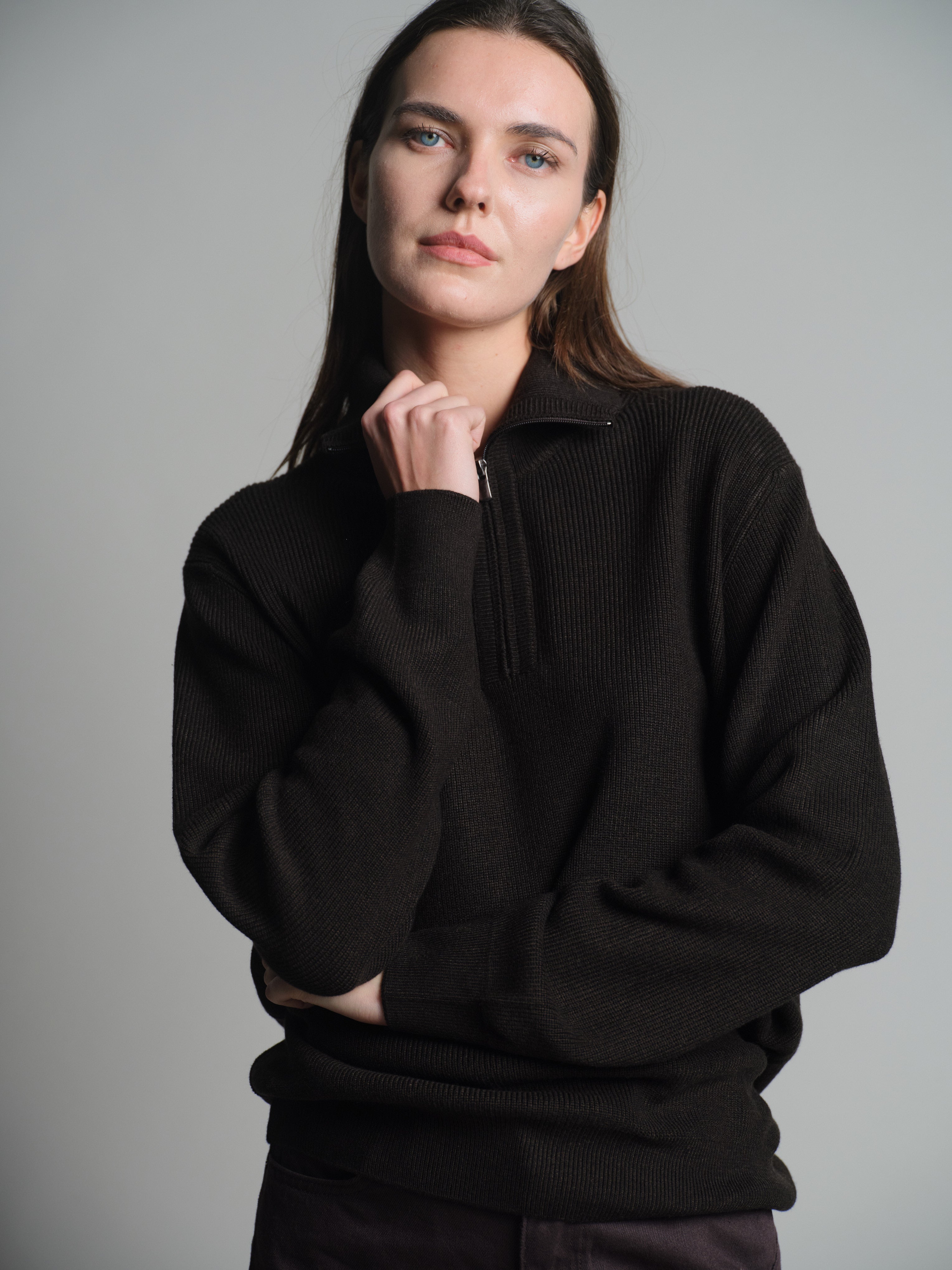 COTTON HIGH COLLAR ZIPPERED UNISEX SWEATER BROWN