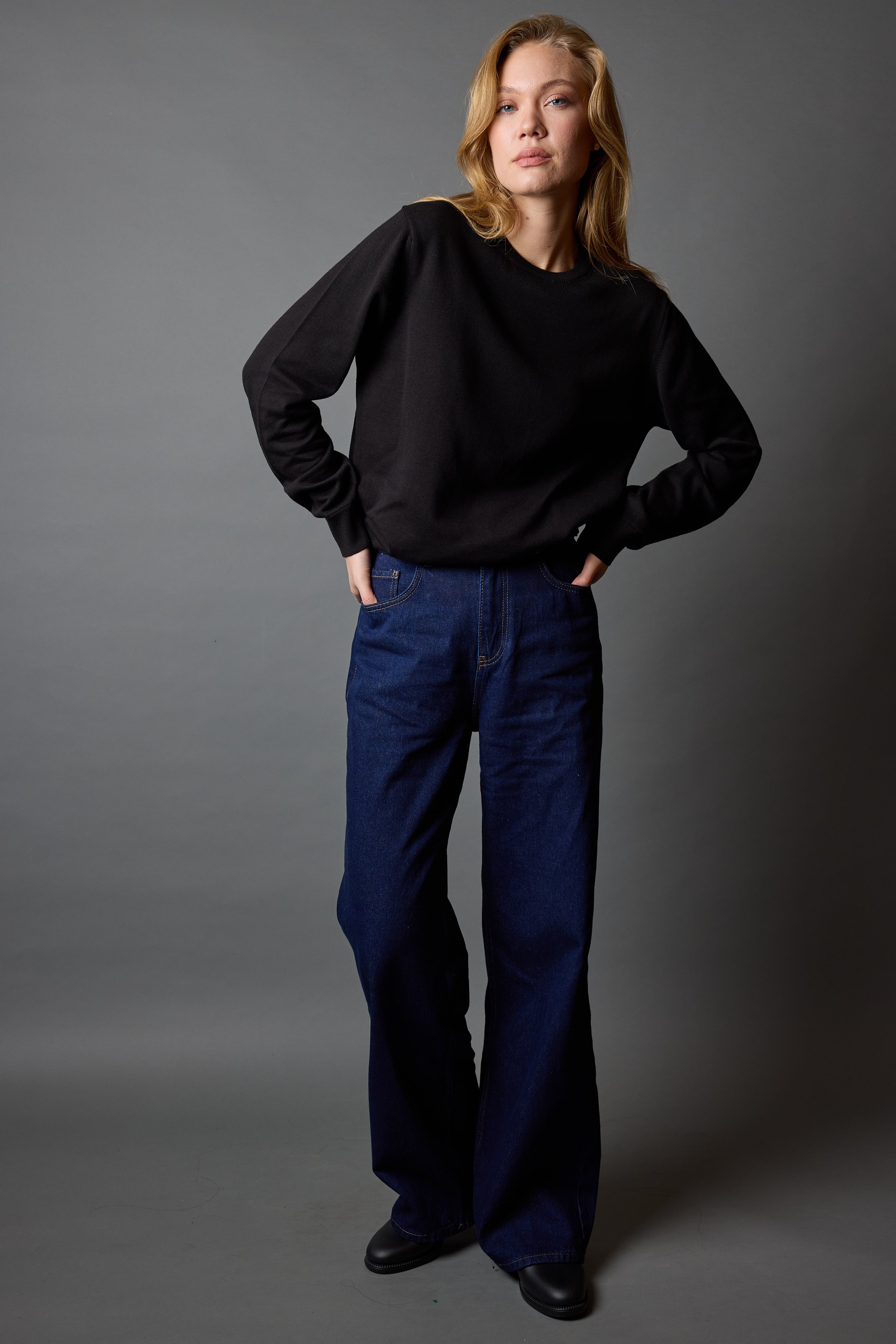 PAMUK BISIKLET YAKA UNISEX KAZAK SIYAH