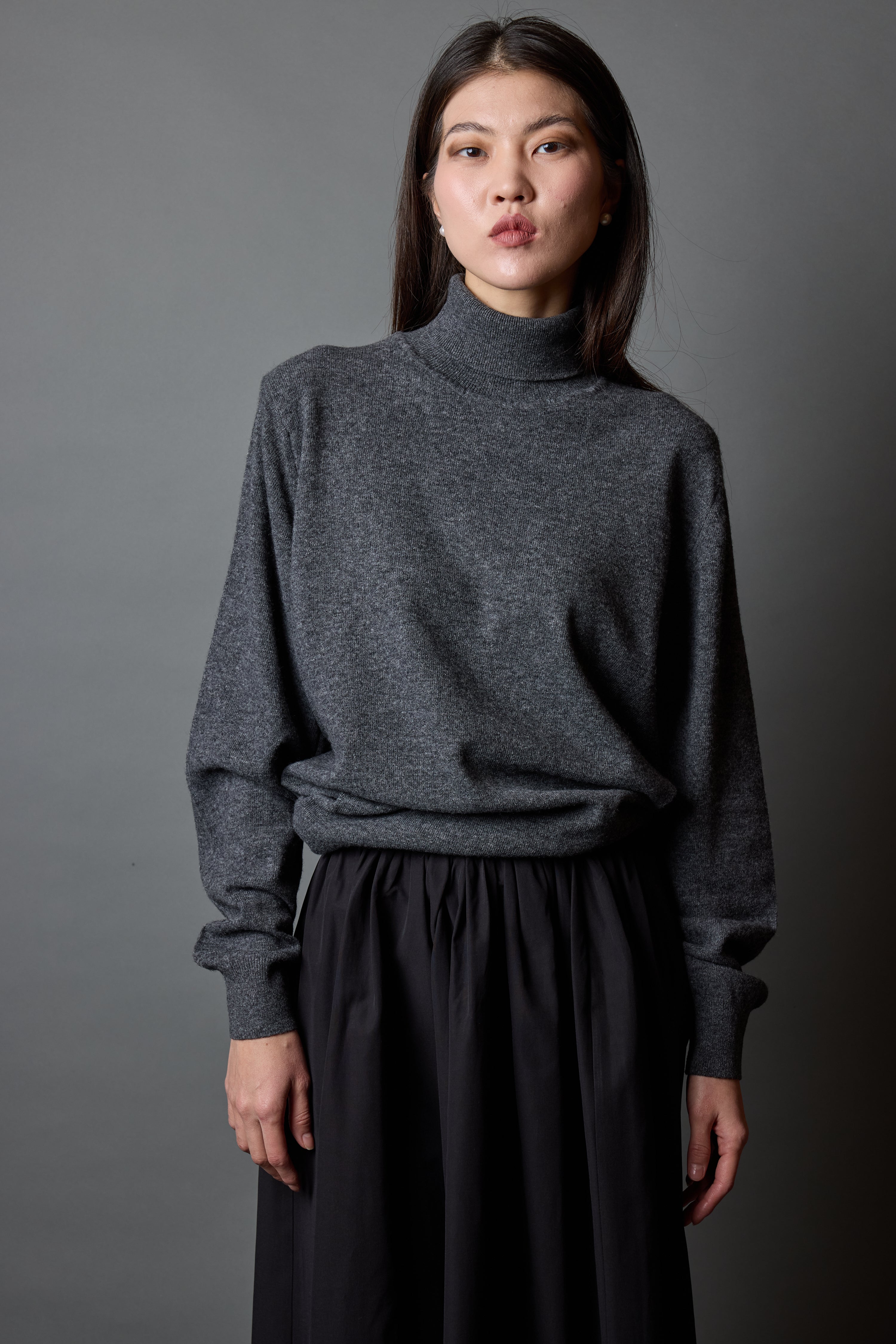 YUN YUKSEK YAKA UNISEX KAZAK FUME