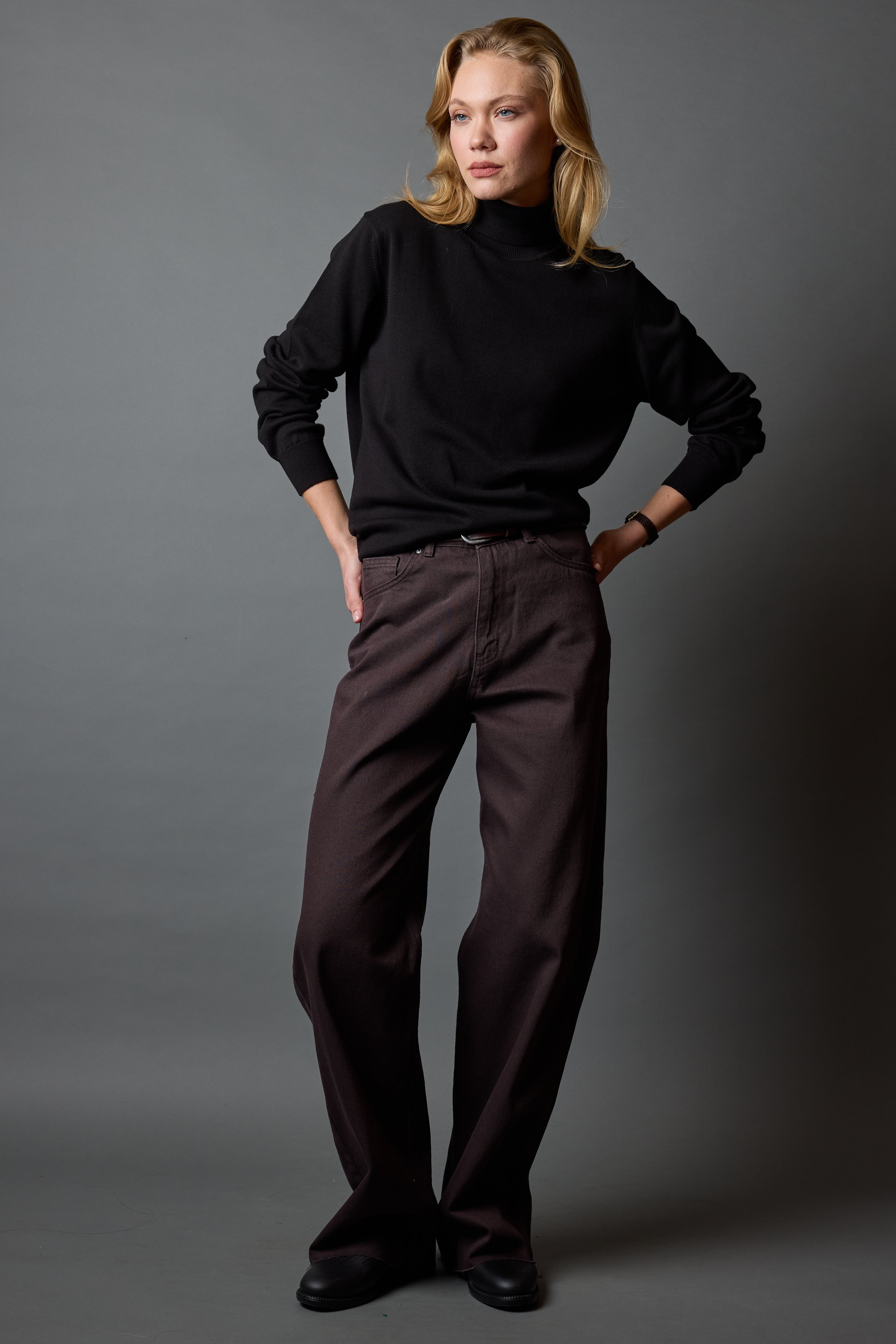 PAMUK YUKSEK YAKA UNISEX KAZAK SIYAH