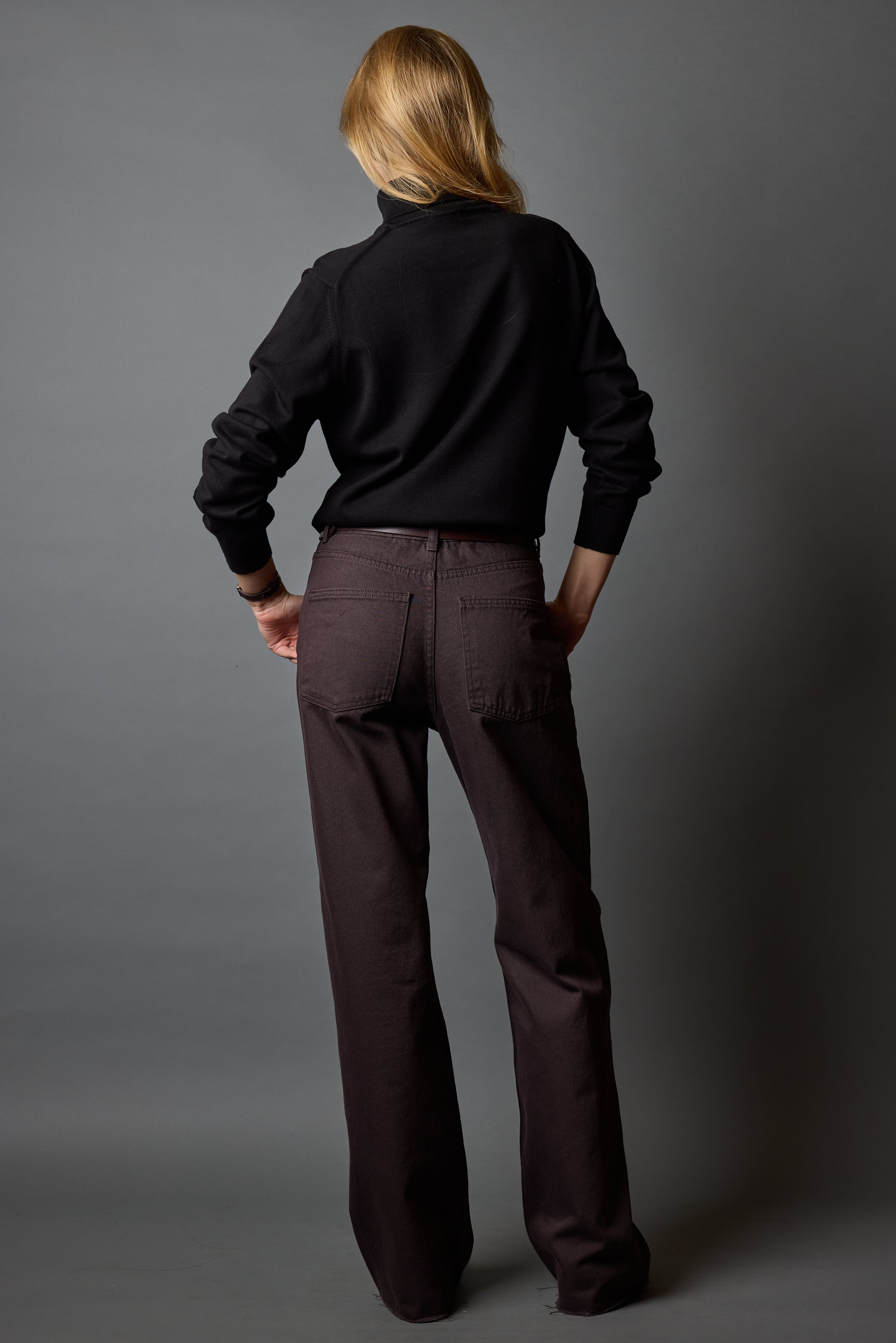 PAMUK YUKSEK YAKA UNISEX KAZAK SIYAH