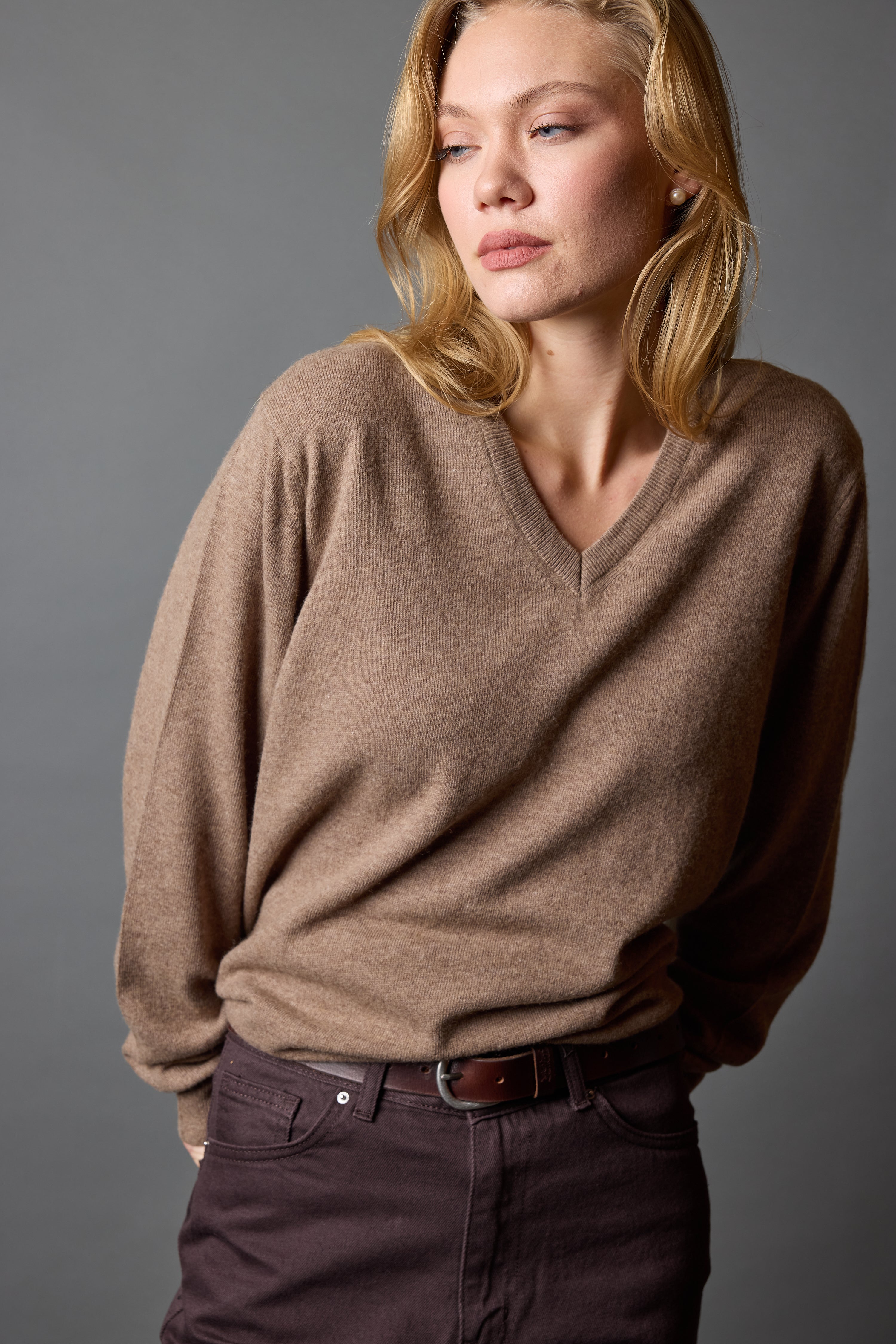 YUN V YAKA UNISEX KAZAK VIZON