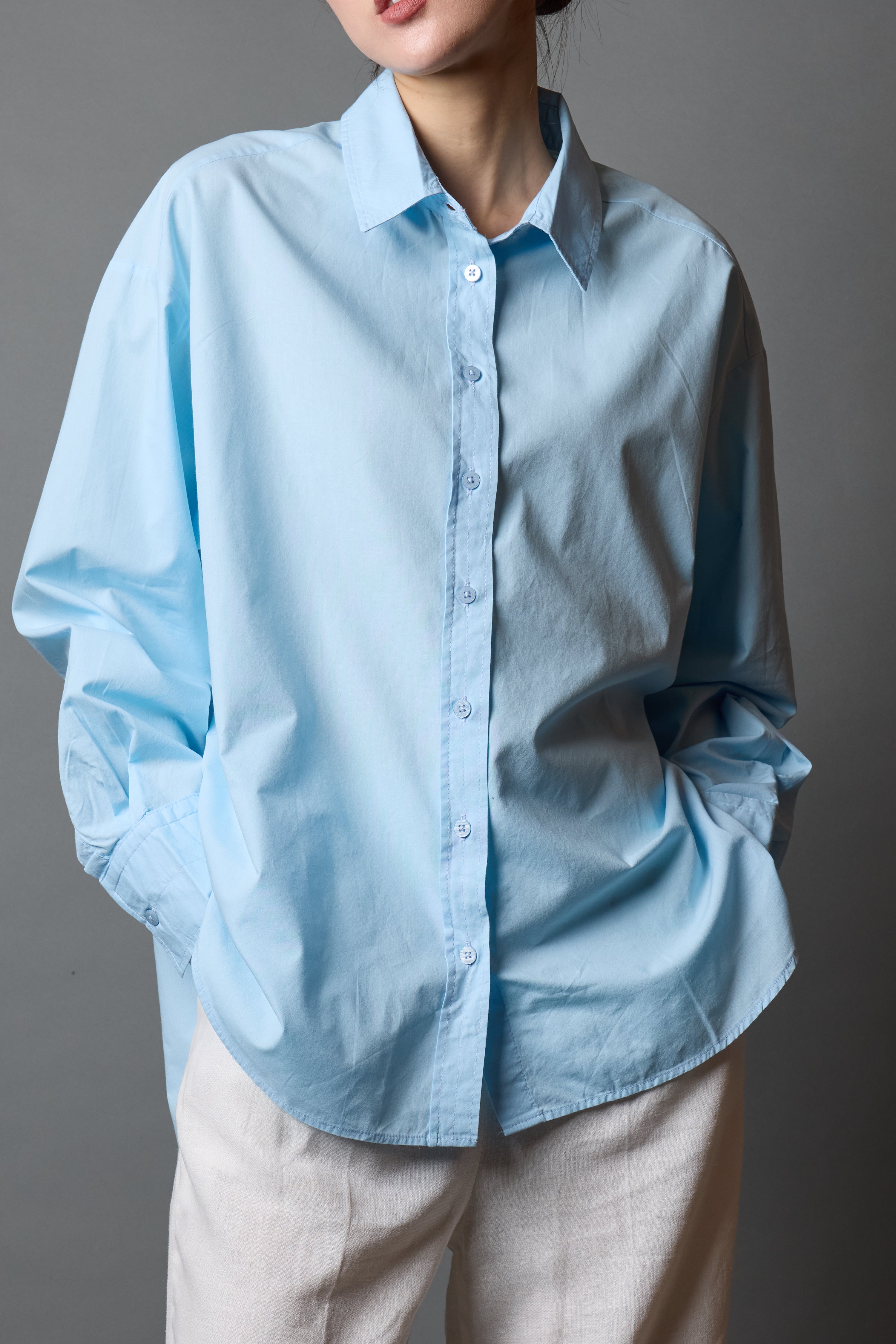 CLASSIC COLLAR OVERSIZE POPLIN SHIRT LIGHT BLUE