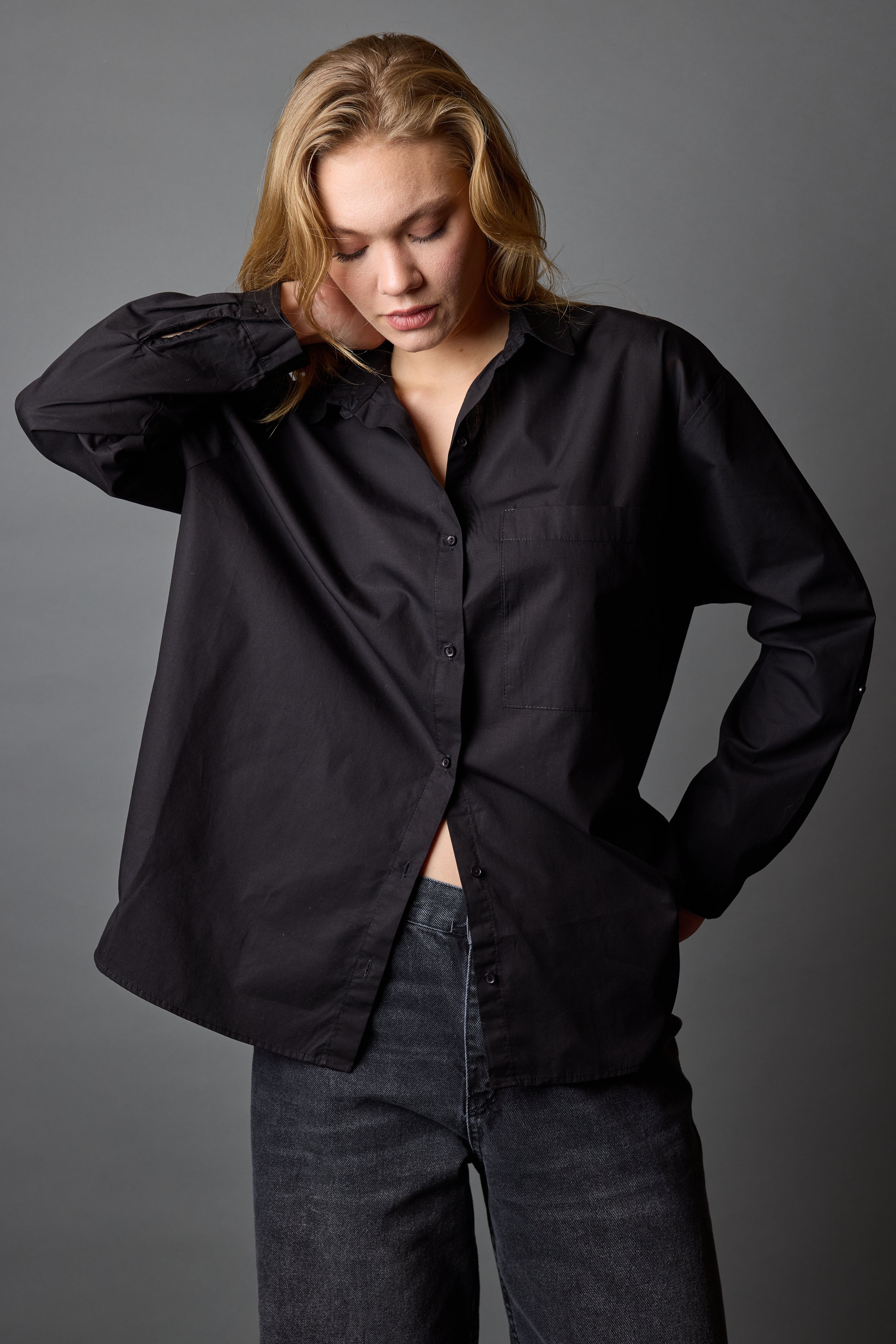 KLASIK YAKA OVERSIZE GOMLEK SIYAH