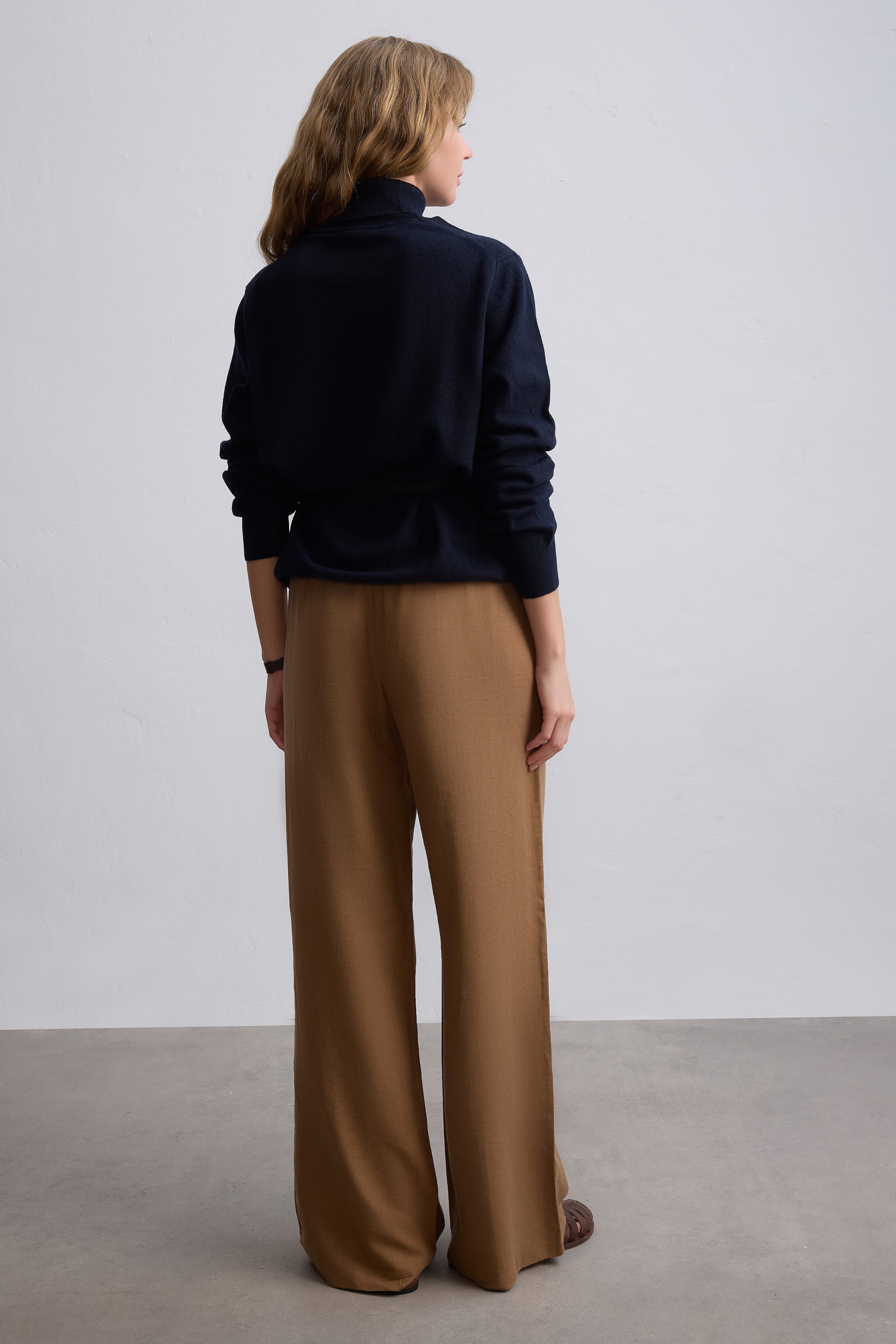 WOOL HIGH COLLAR UNISEX SWEATER NAVY BLUE