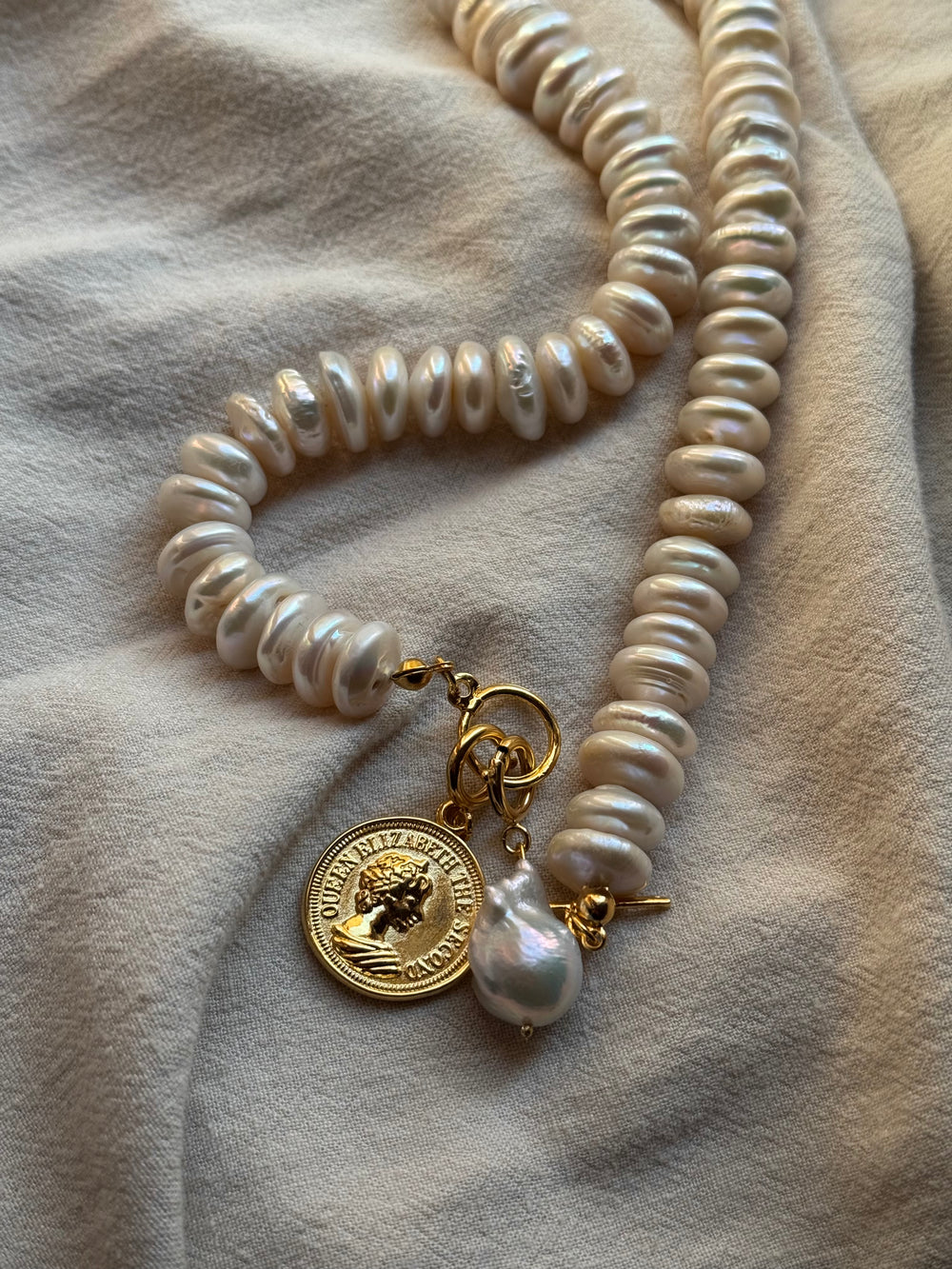 MATIERE ROUGE CORAL NECKLACE